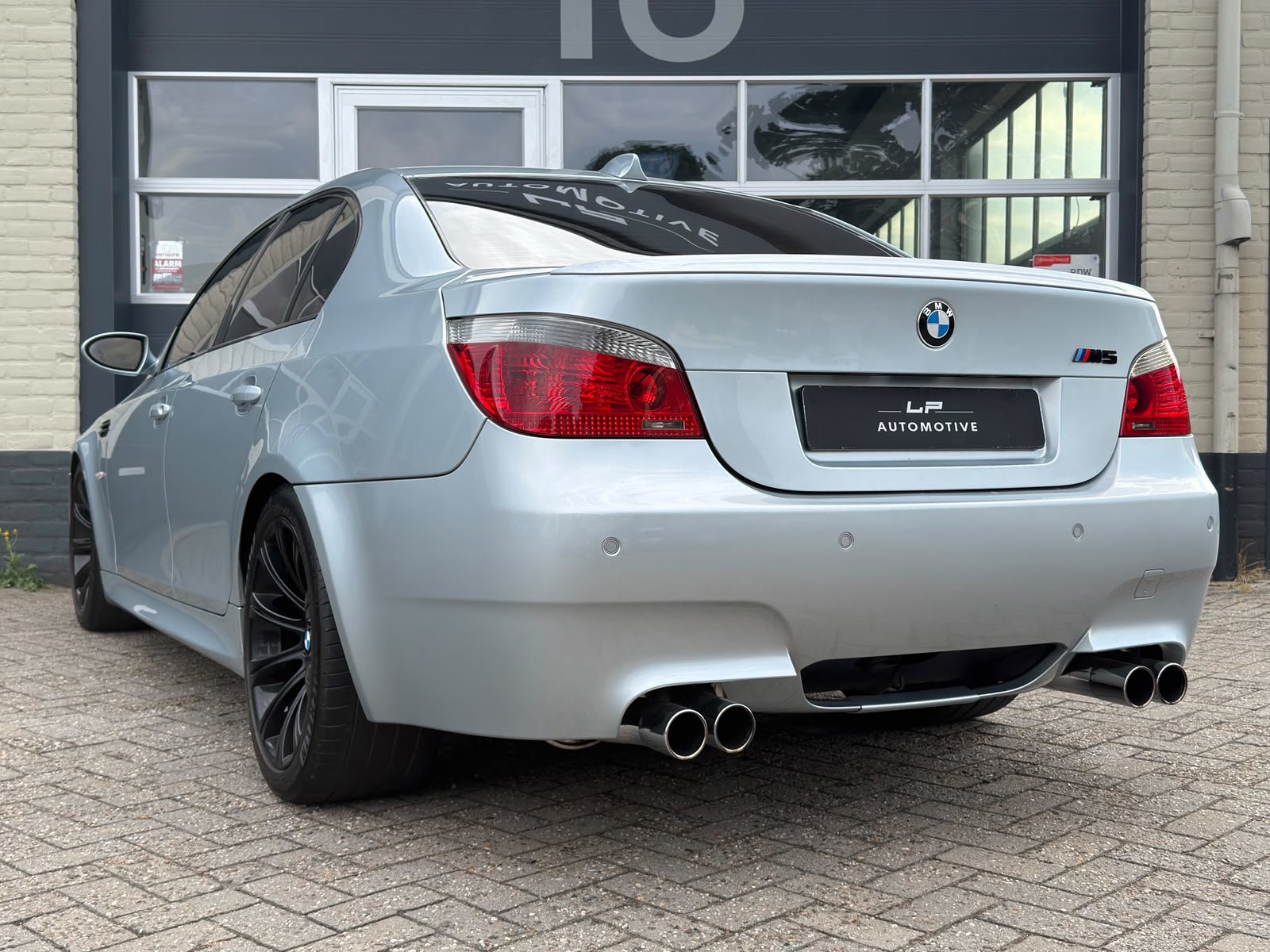 Foto van BMW M5