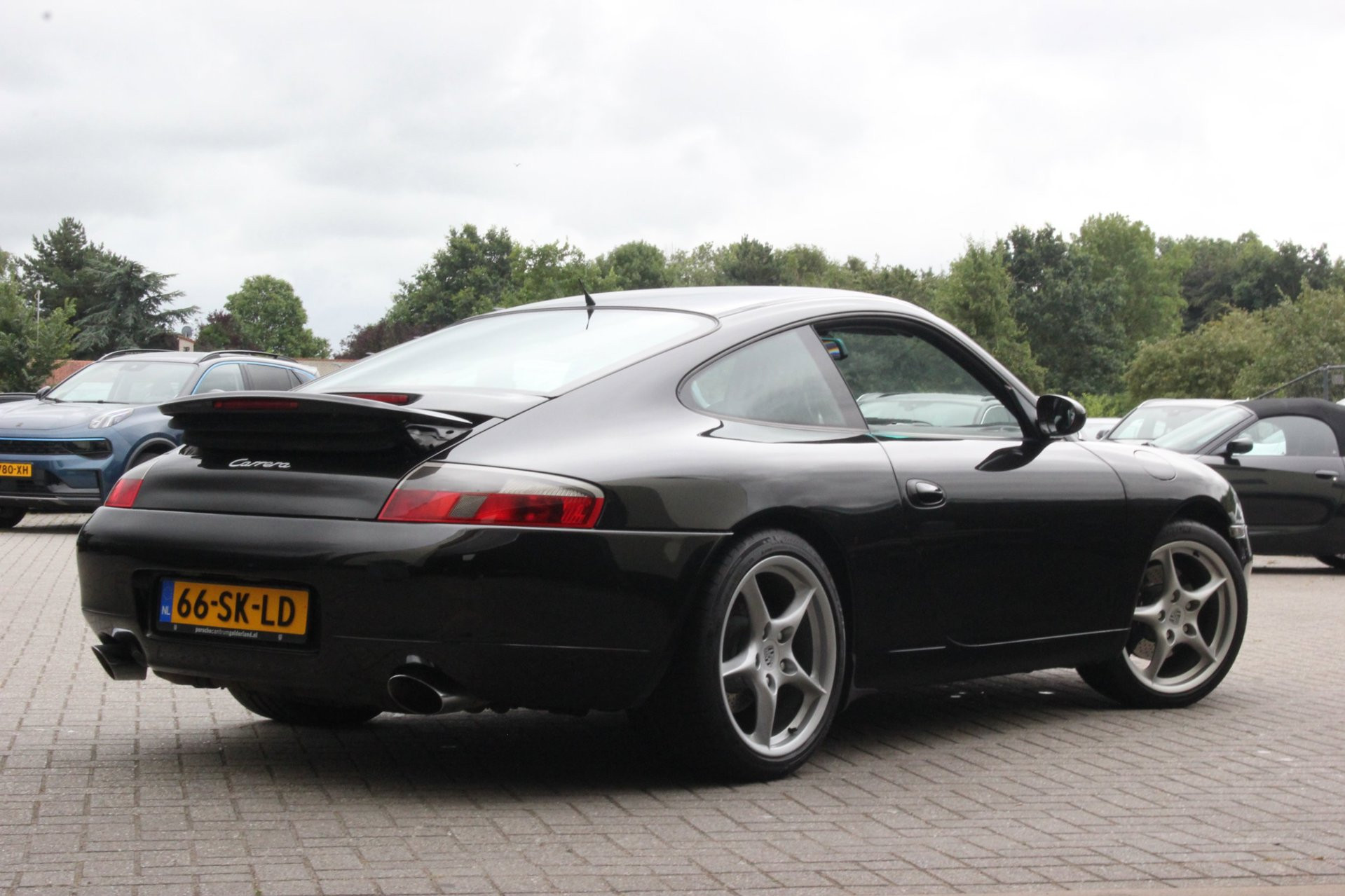 Foto van Porsche 911 Carrera