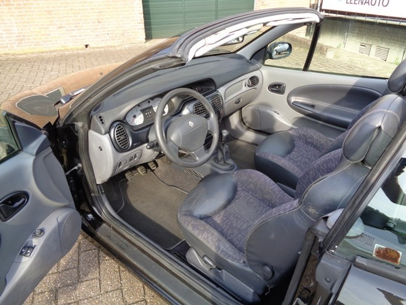 Foto van Renault Megane Cabriolet