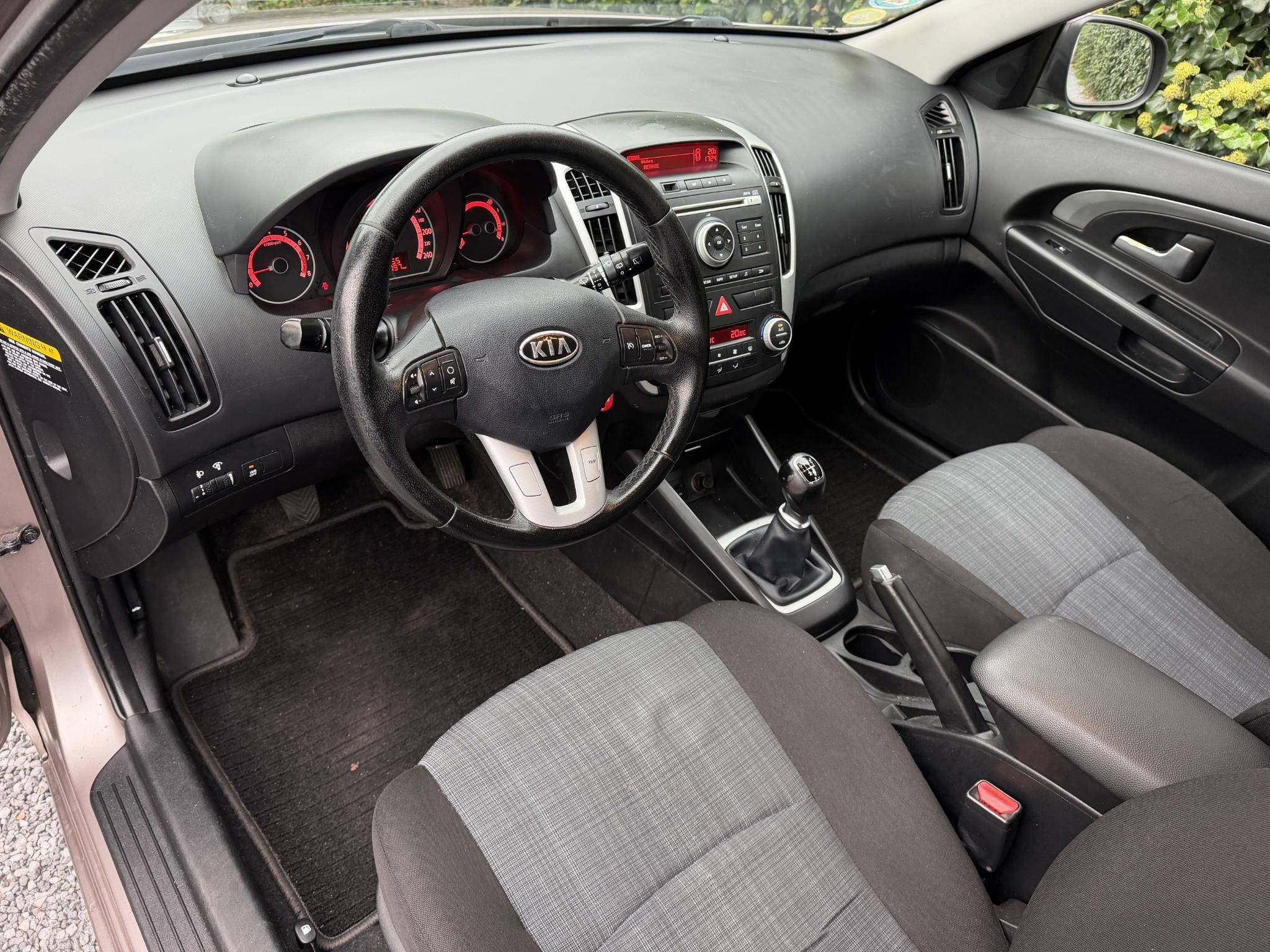 Foto van Kia Cee D