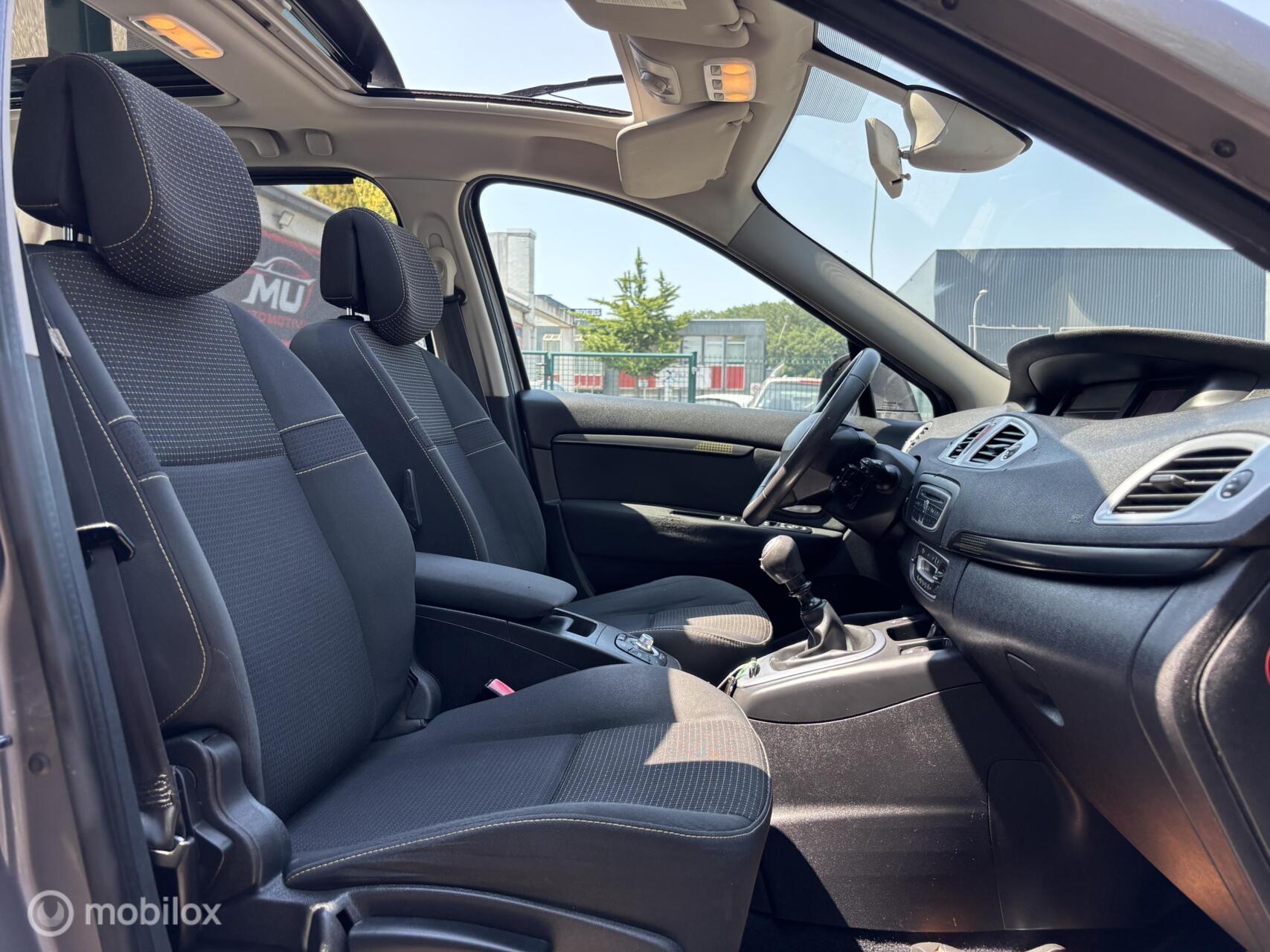 Foto van Renault Megane Scenic
