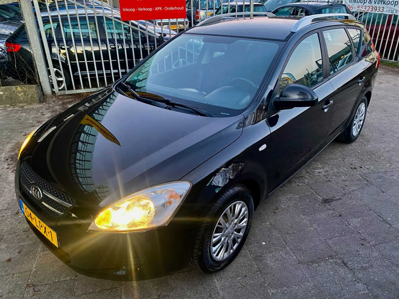 Foto van Kia Cee D