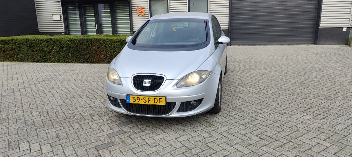Seat Altea 1.6 Reference 2005 - voorkant