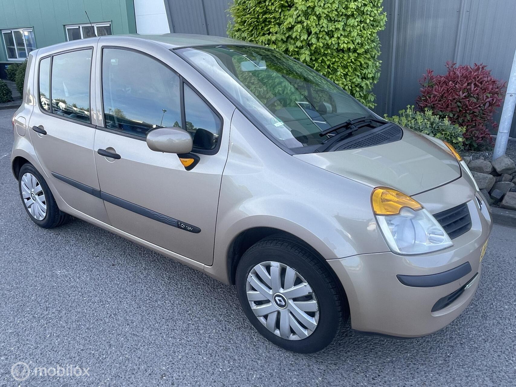 Foto van Renault Modus