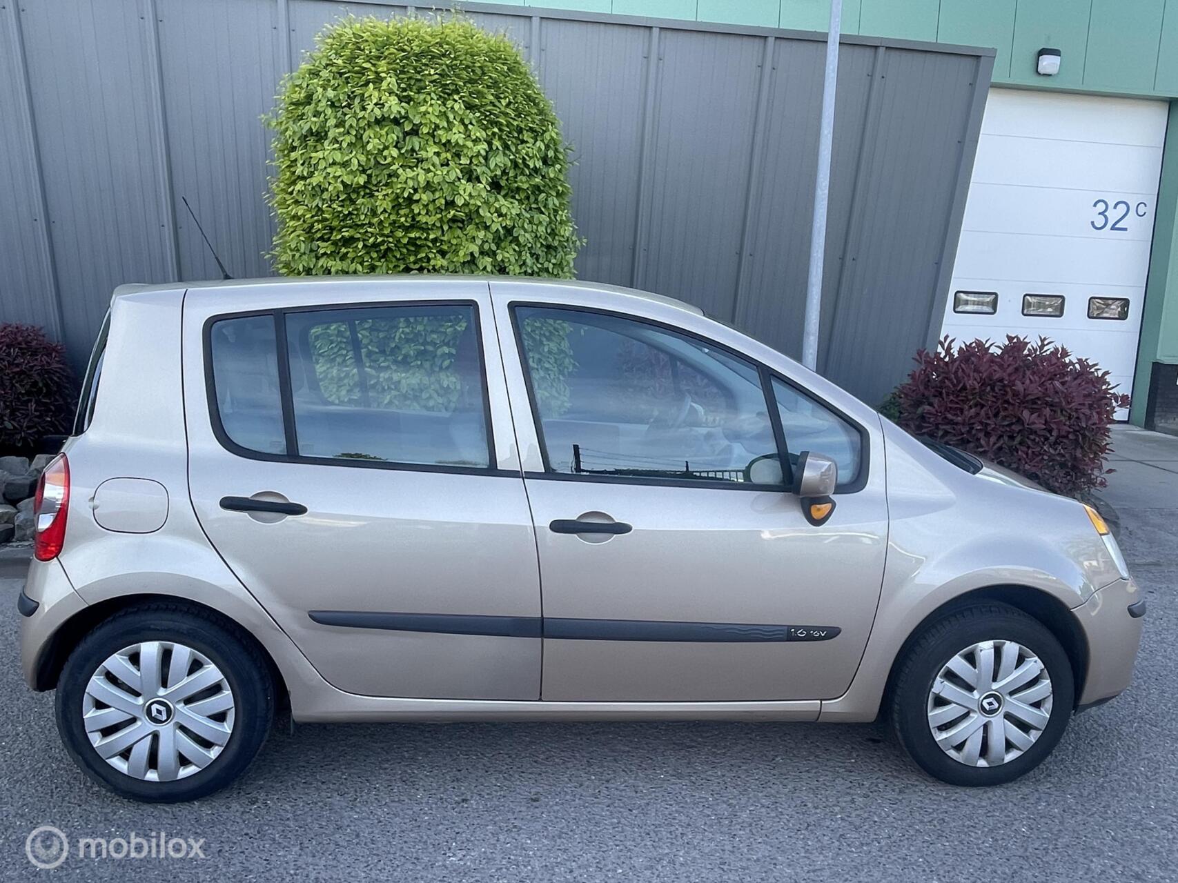 Foto van Renault Modus