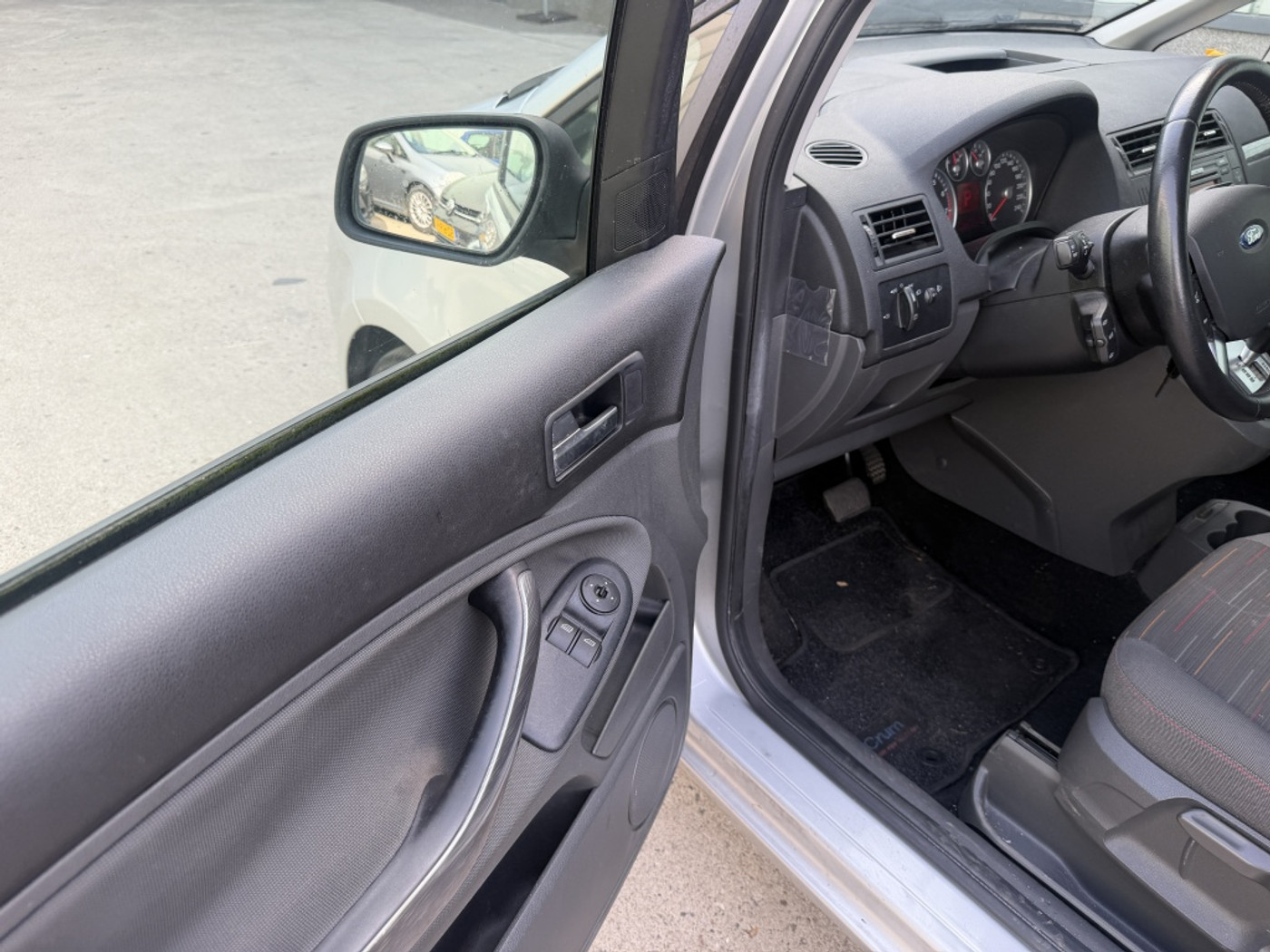 Foto van Ford Focus C-max