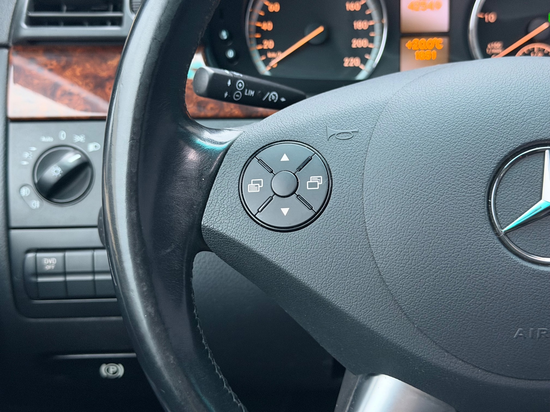 Foto van Mercedes-Benz Viano