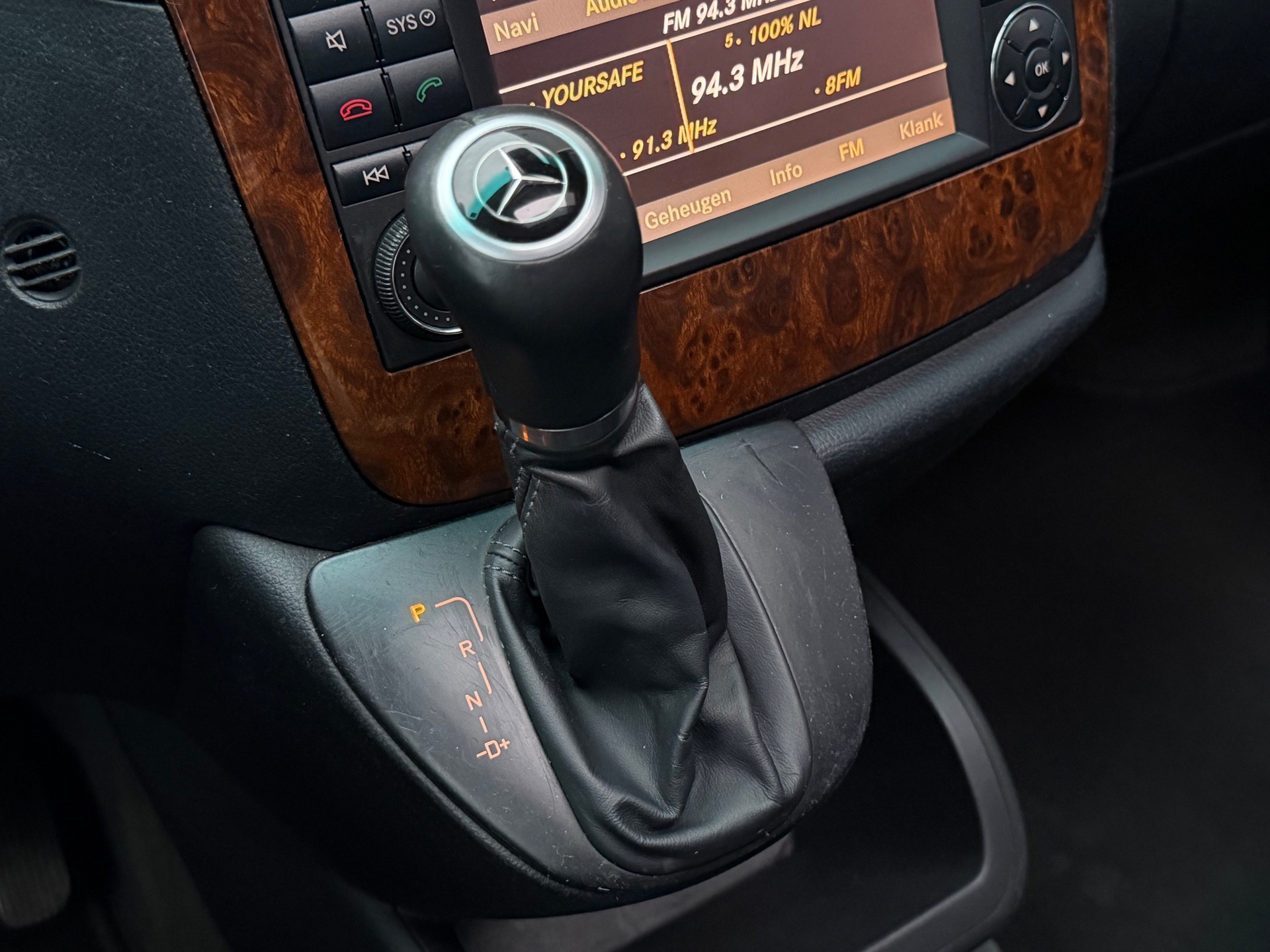 Foto van Mercedes-Benz Viano