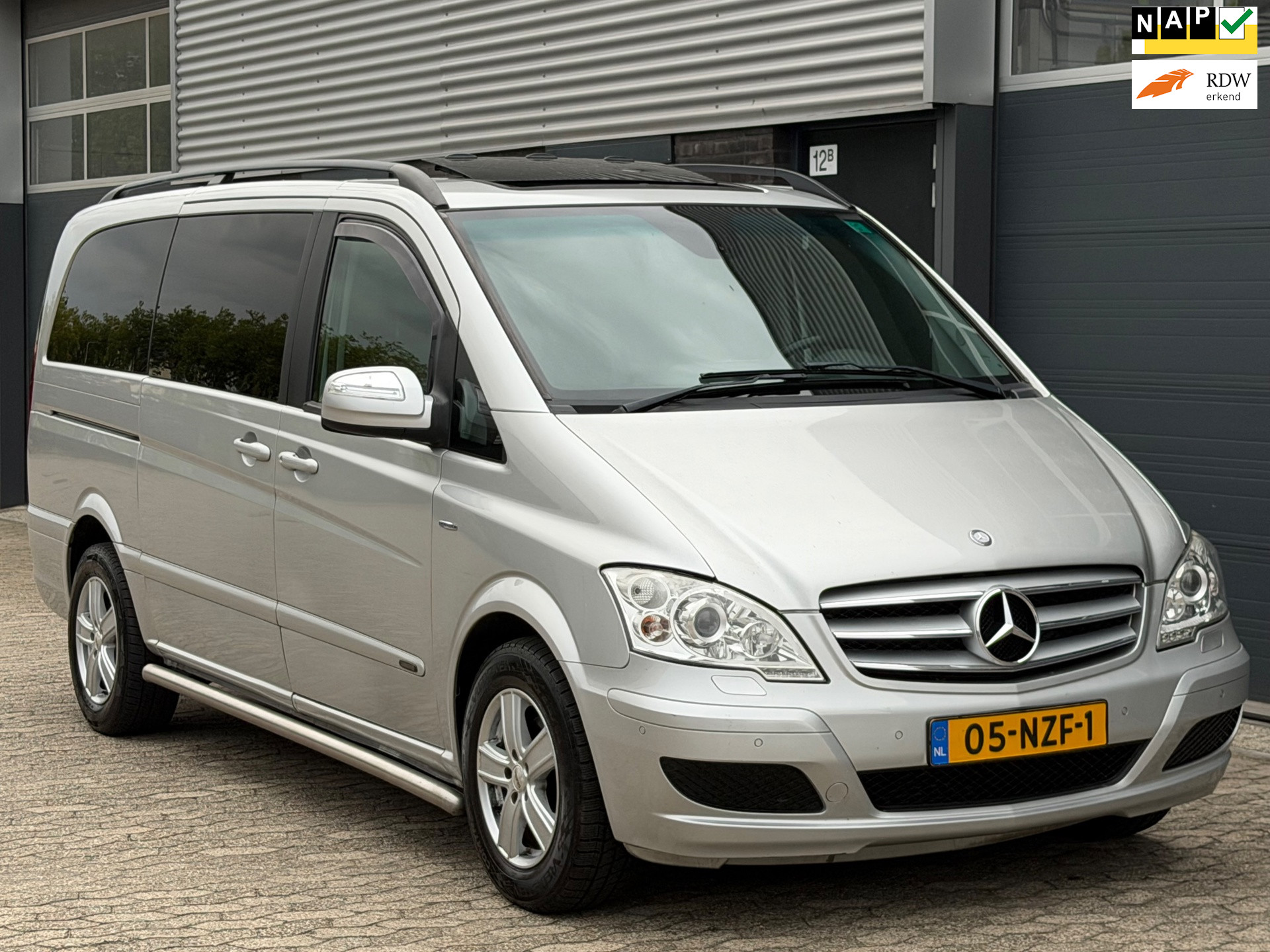 Mercedes-Benz Viano 3.0 CDI Ambiente Edition Lang FULL OPTION! 8 PERSOONS 2011 - voorkant