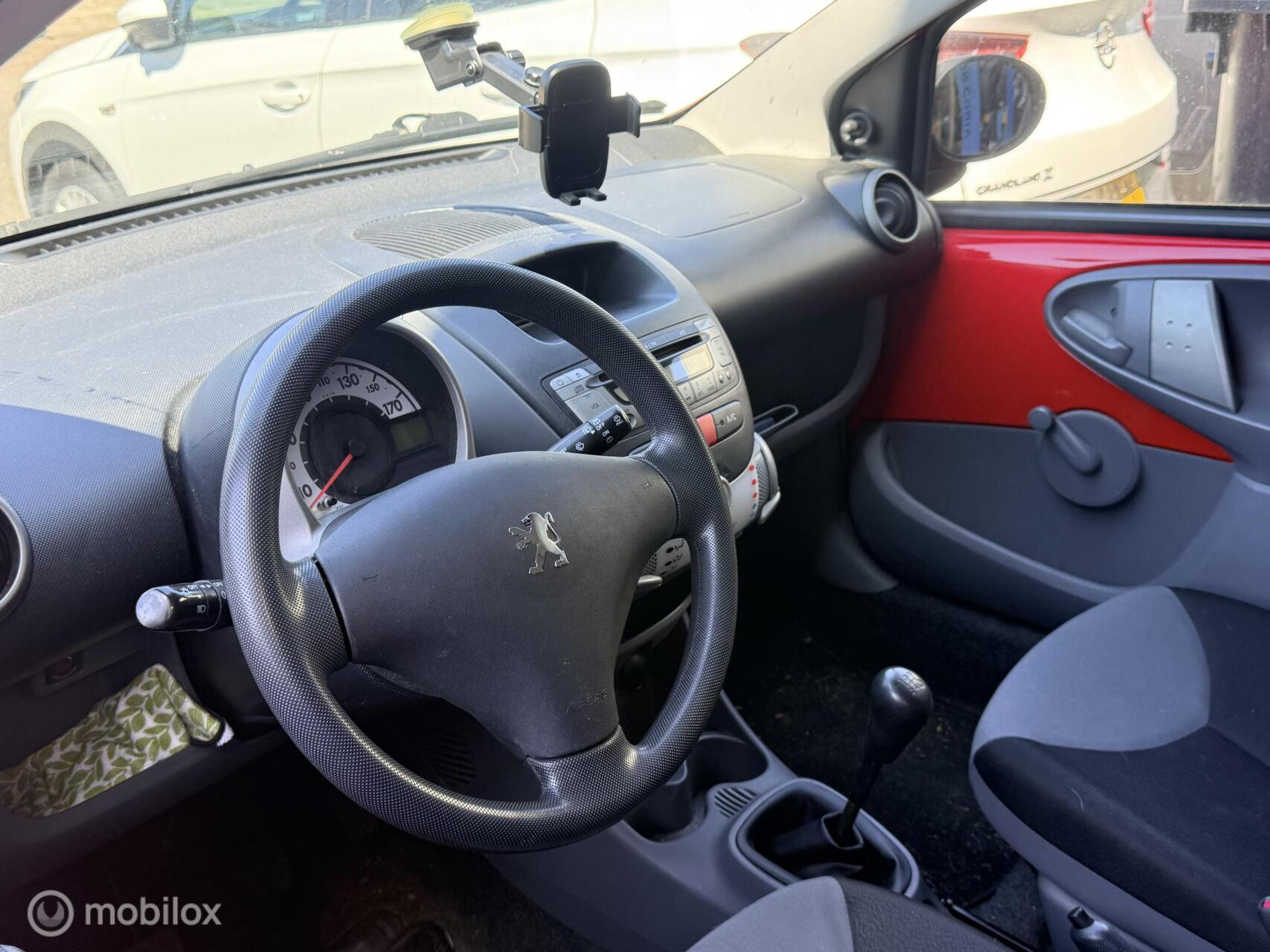 Foto van Peugeot Peugeot 107