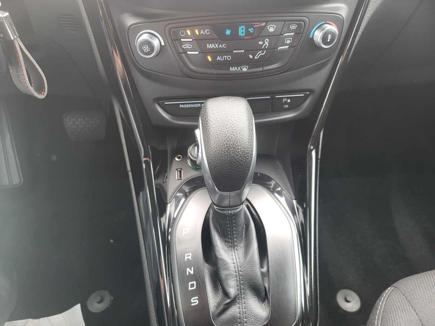 Foto van Ford B-max