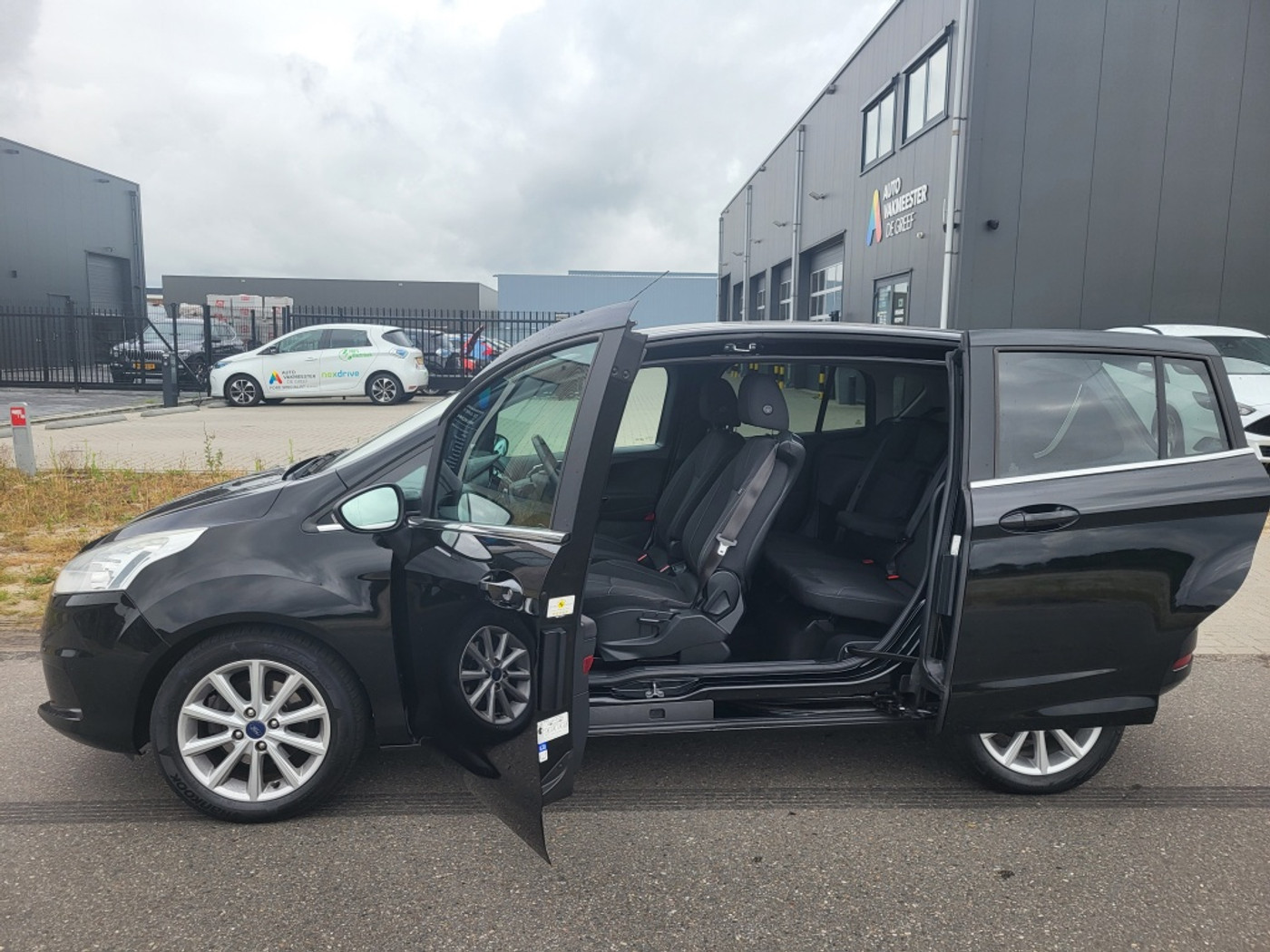 Foto van Ford B-max