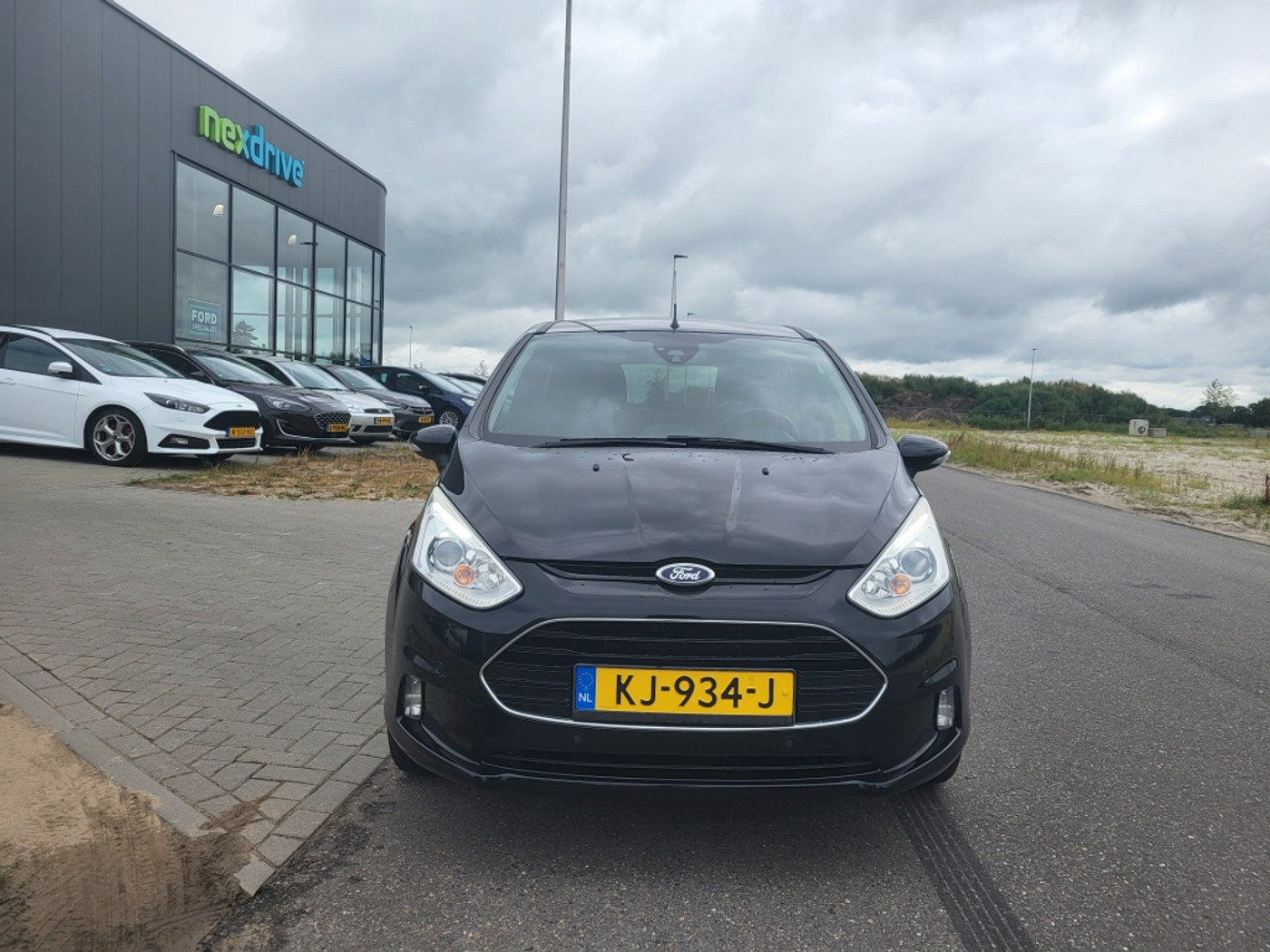 Foto van Ford B-max