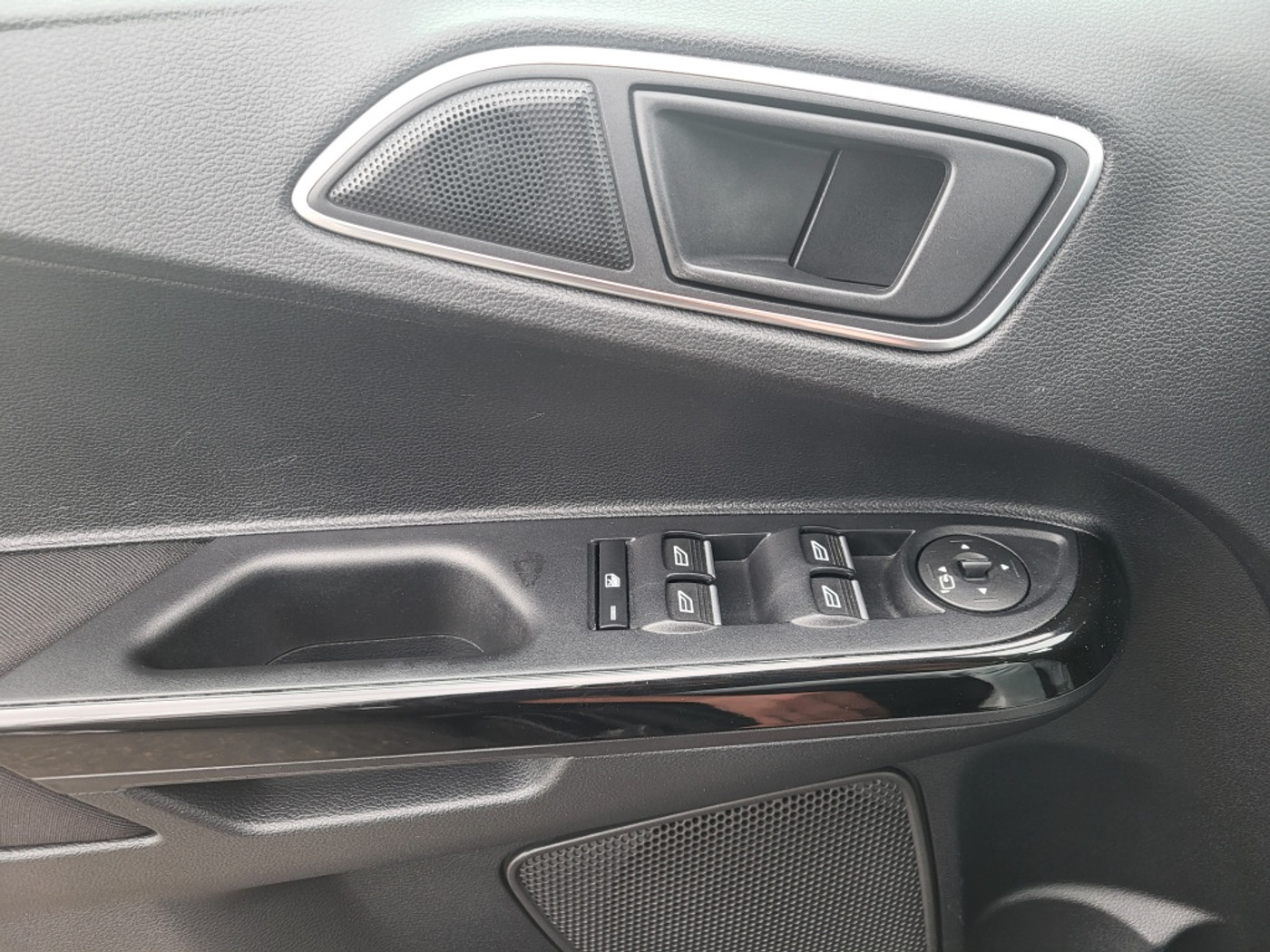 Foto van Ford B-max