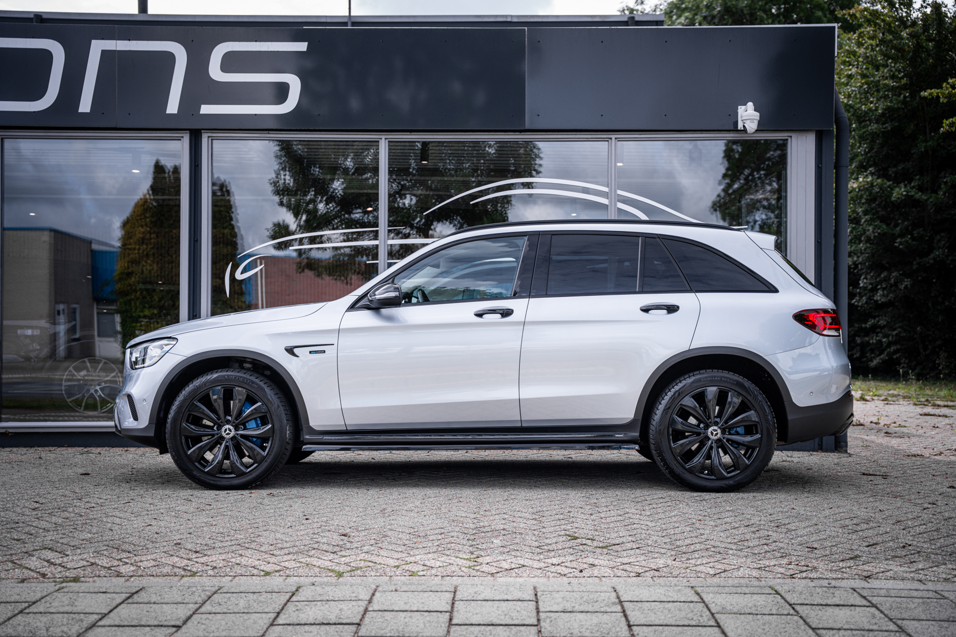 Foto van Mercedes-Benz GLC 300 E 4Matic