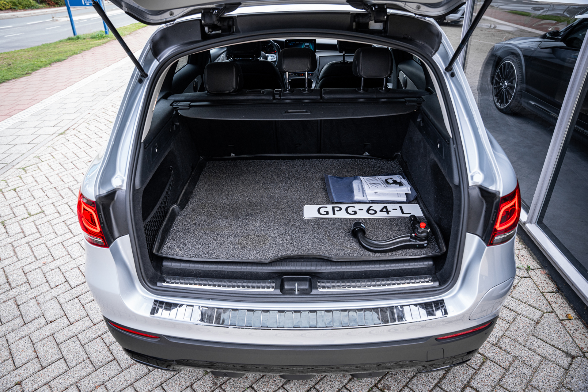 Foto van Mercedes-Benz GLC 300 E 4Matic