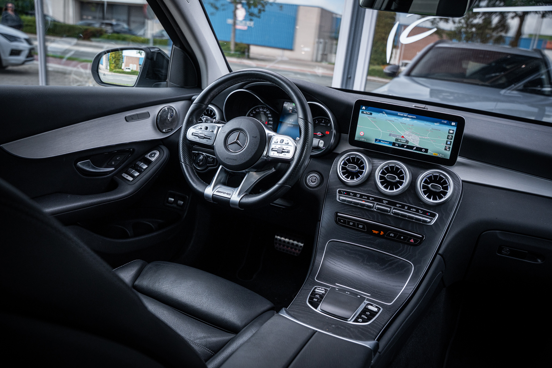 Foto van Mercedes-Benz GLC 300 E 4Matic
