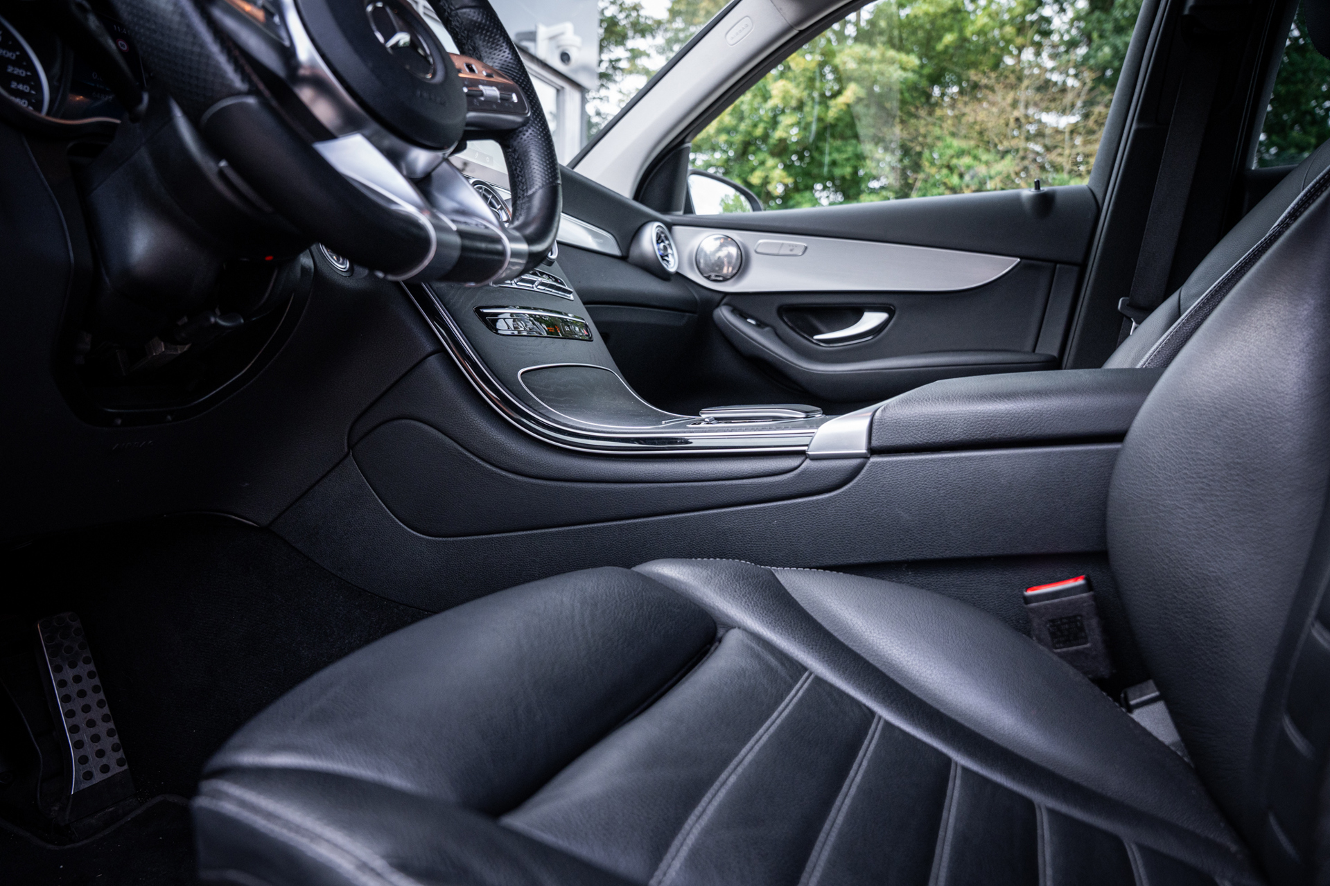 Foto van Mercedes-Benz GLC 300 E 4Matic
