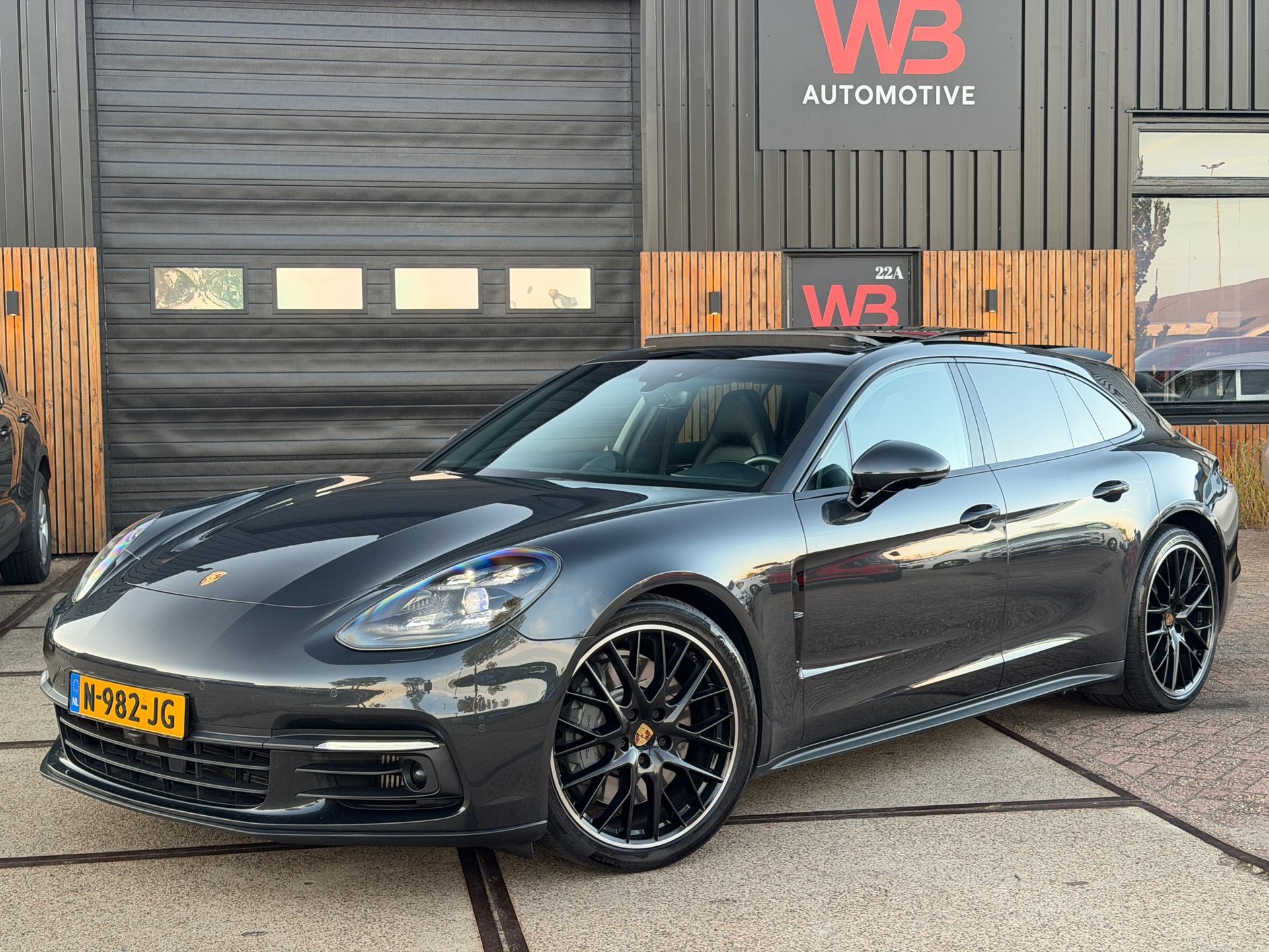 Foto van Porsche Panamera Sport Turismo