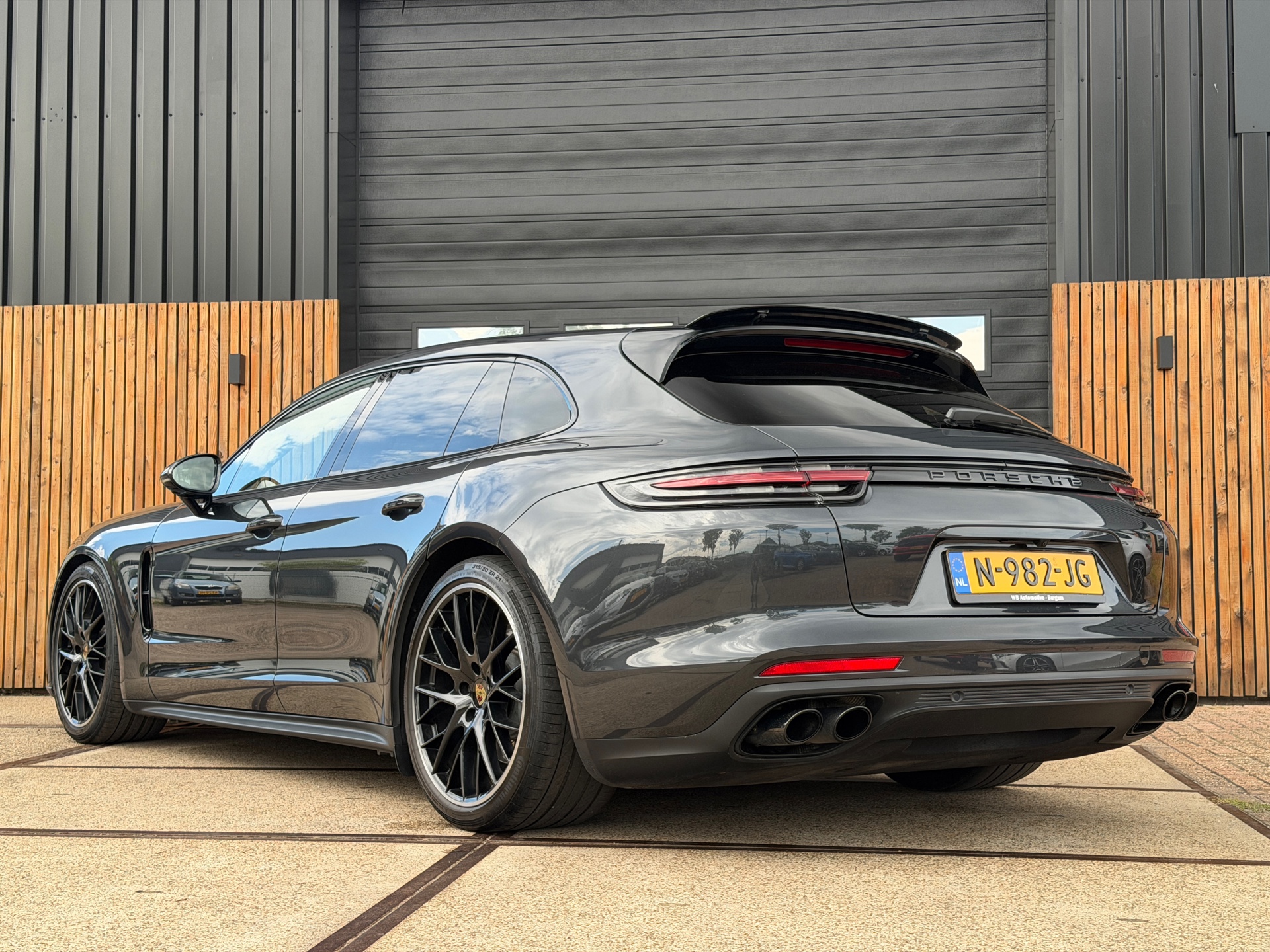 Foto van Porsche Panamera Sport Turismo