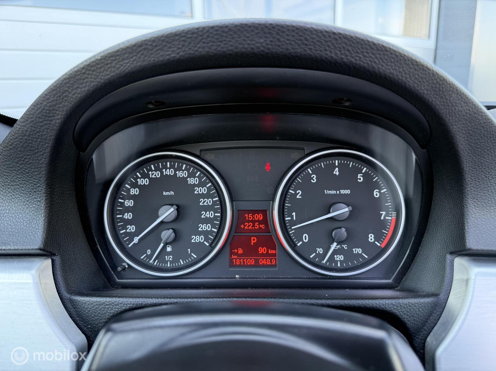 Foto van BMW 330i