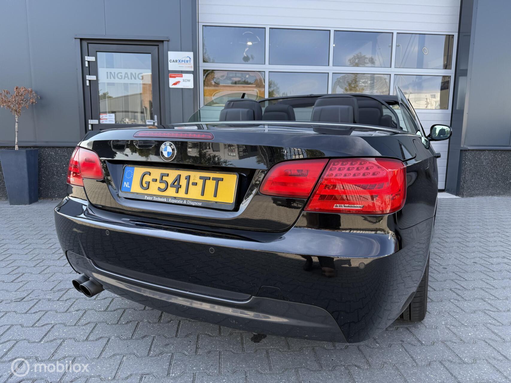 Foto van BMW 330i