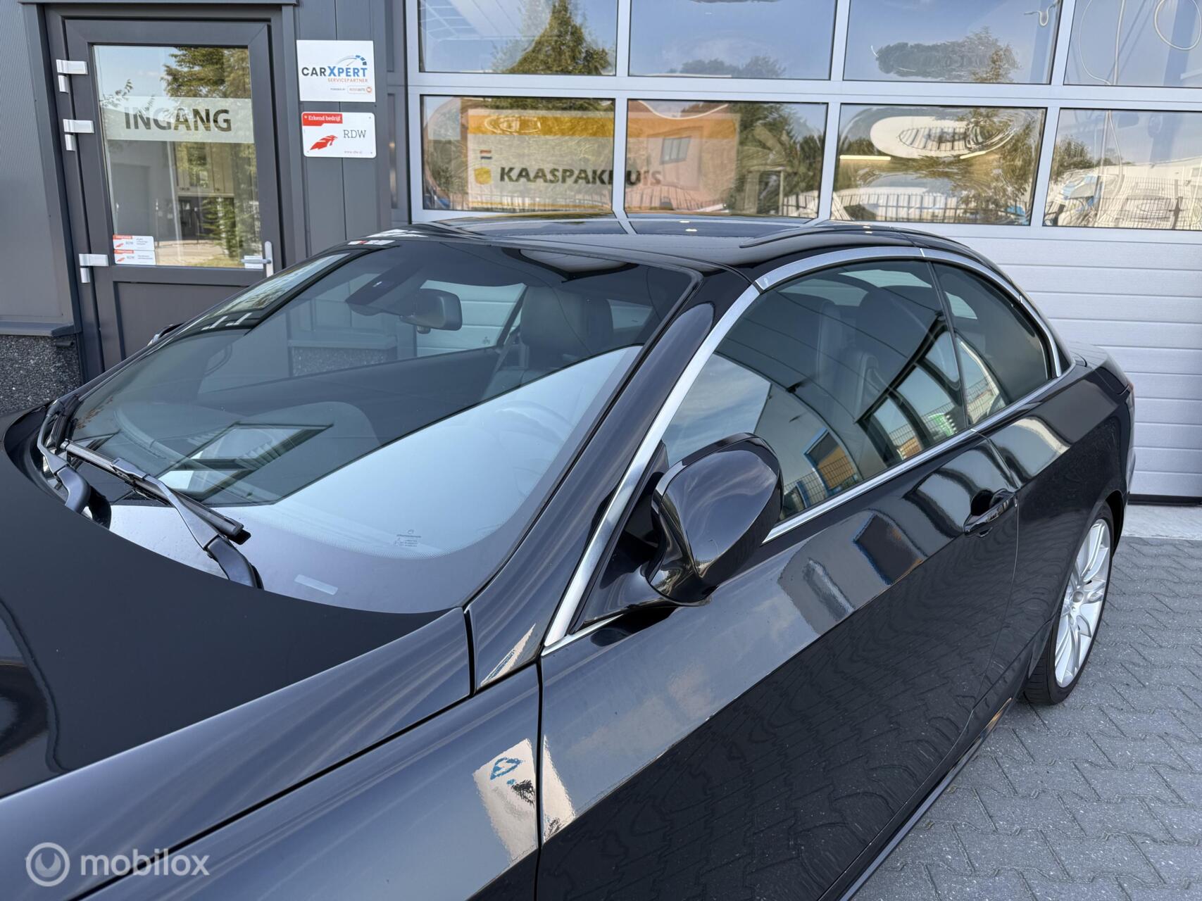 Foto van BMW 330i