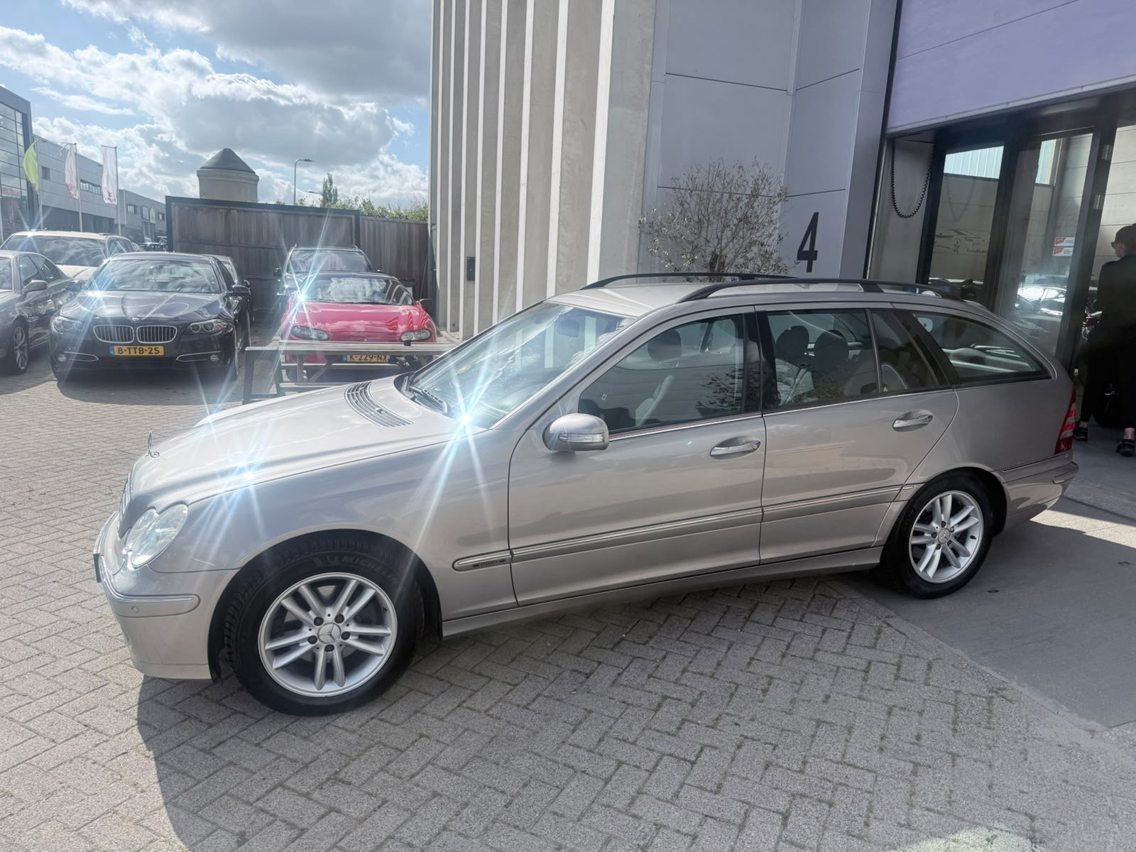 Mercedes-Benz C 180 Kompressor 180 K. Elegance MOOIE AUTO! NAP! INRUIL MOGELIJK! 2004 - voorkant