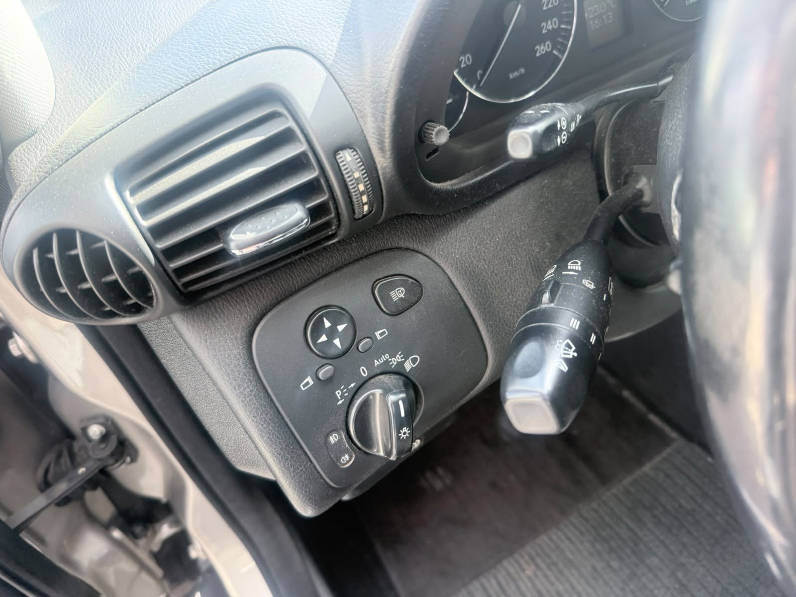 Foto van Mercedes-Benz C 180 Kompressor
