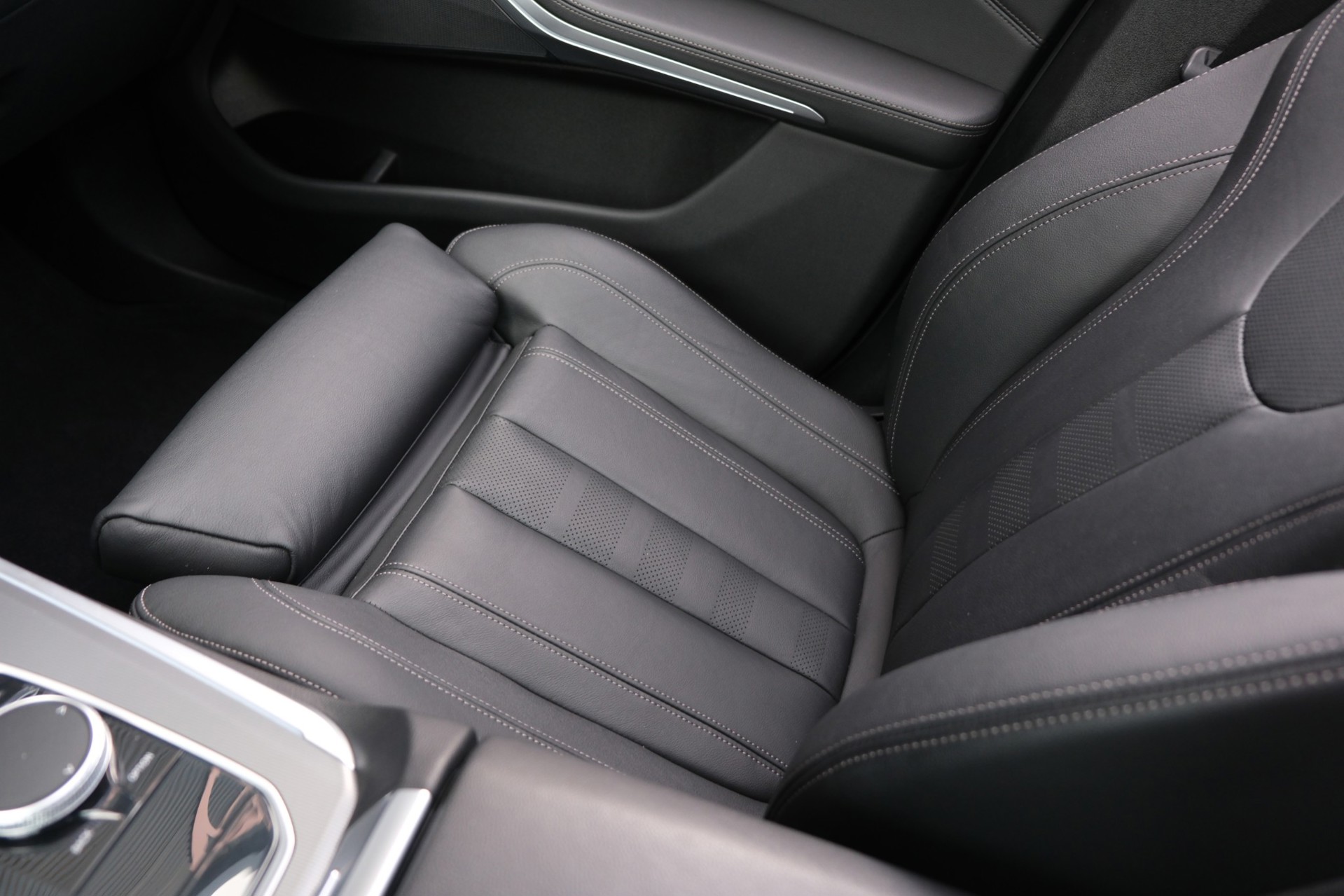 Foto van BMW X5 M50i