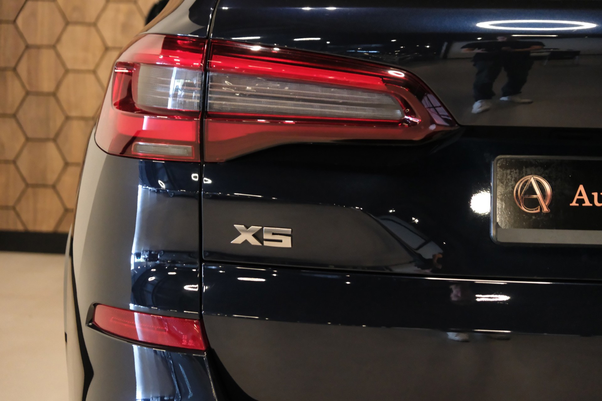 Foto van BMW X5 M50i