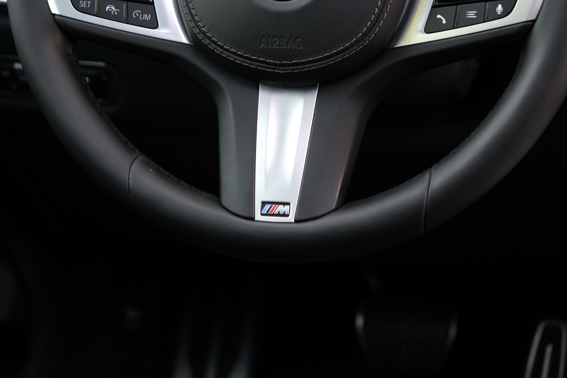 Foto van BMW X5 M50i