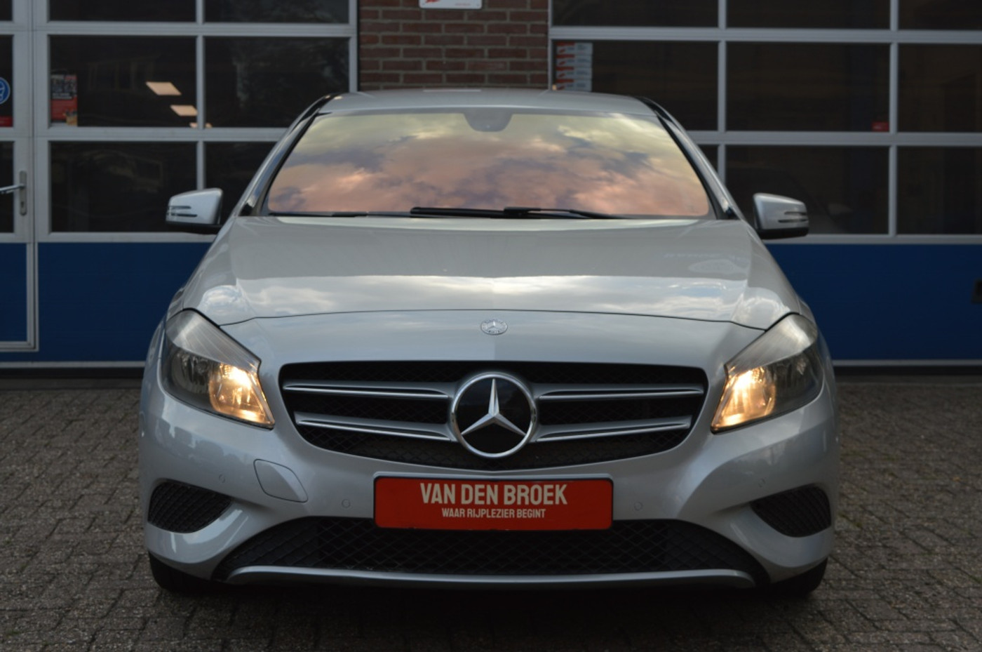 Foto van Mercedes-Benz A 180