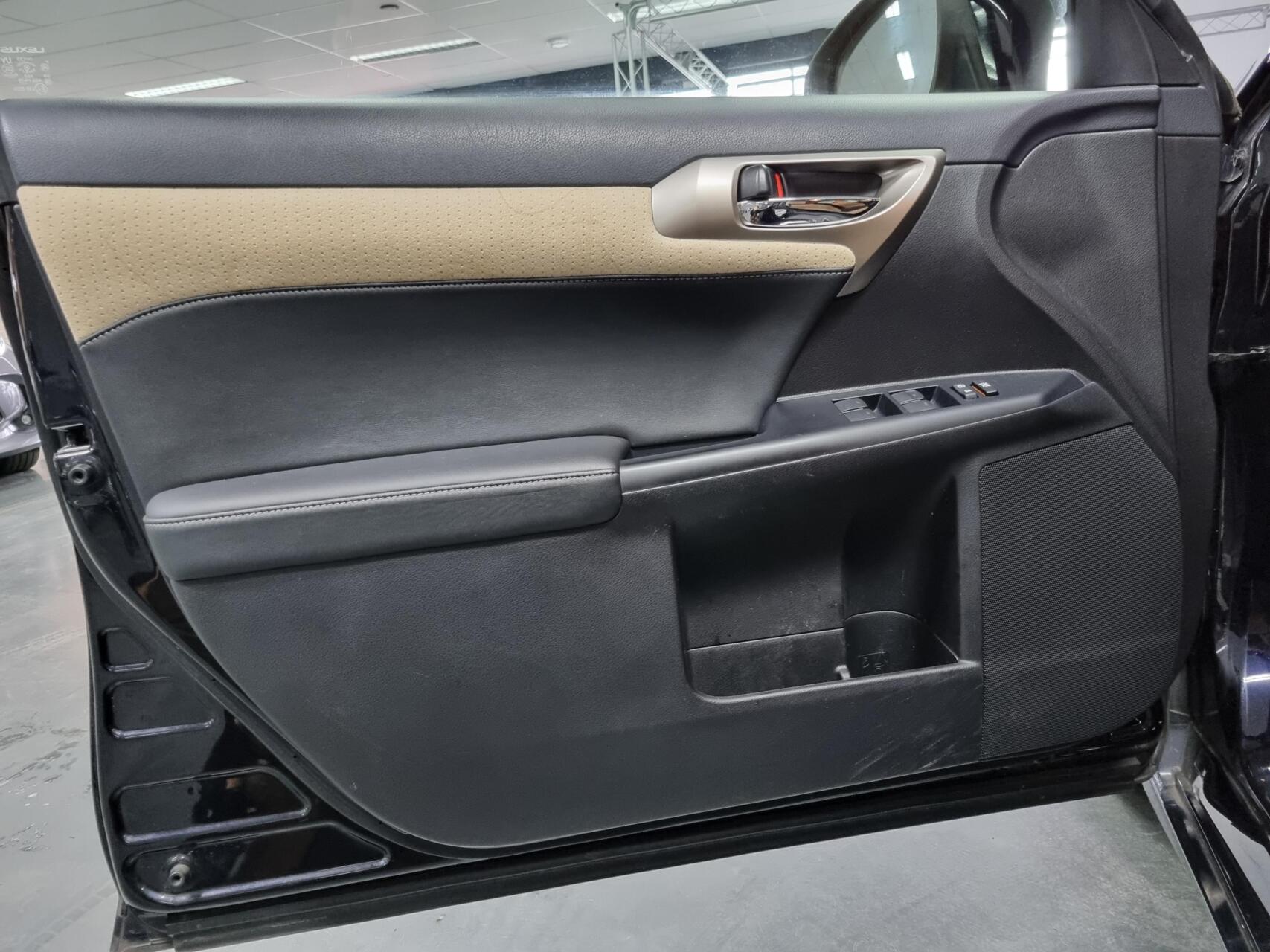 Foto van Lexus Lexus Ct200h