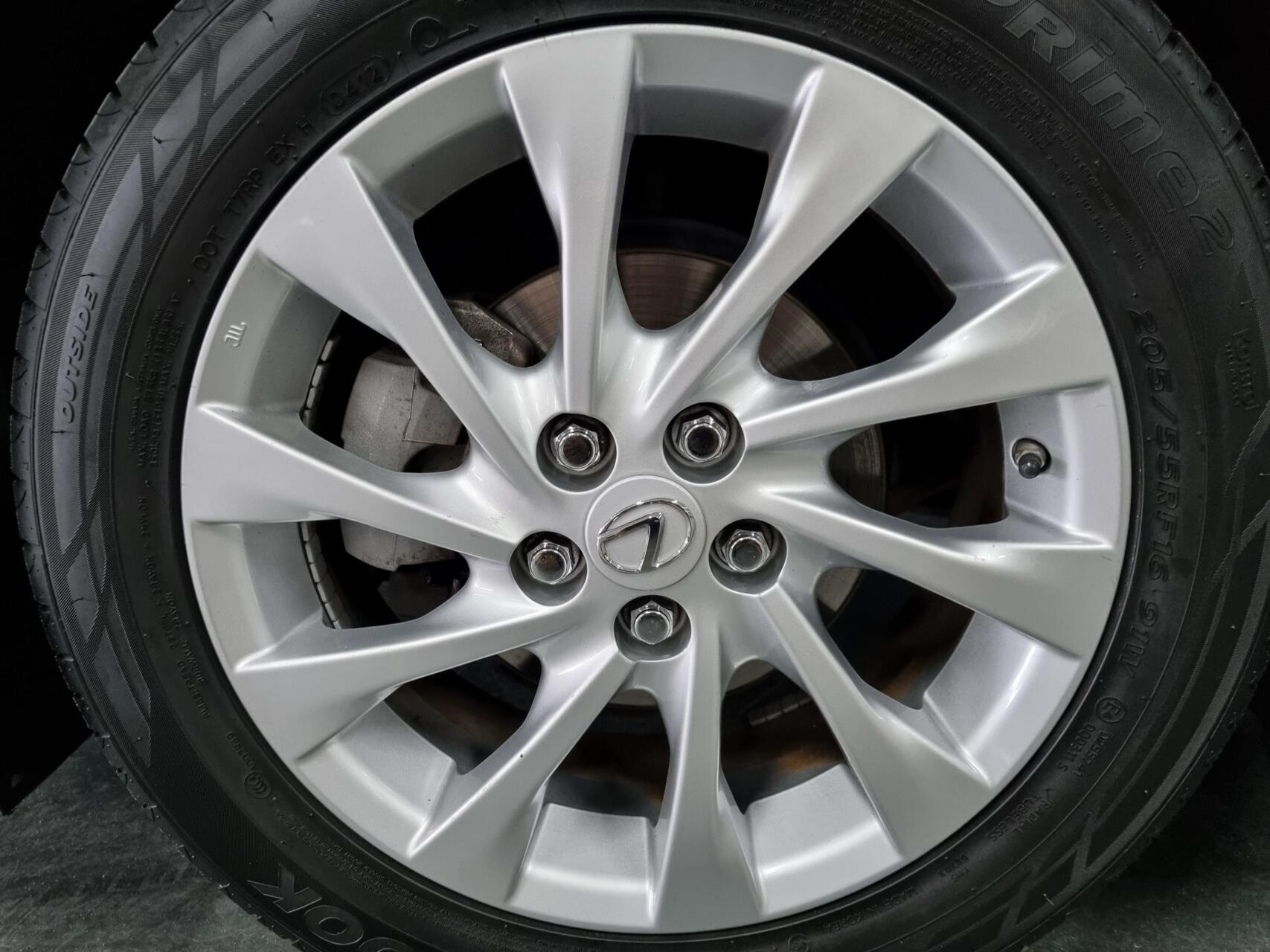 Foto van Lexus Lexus Ct200h