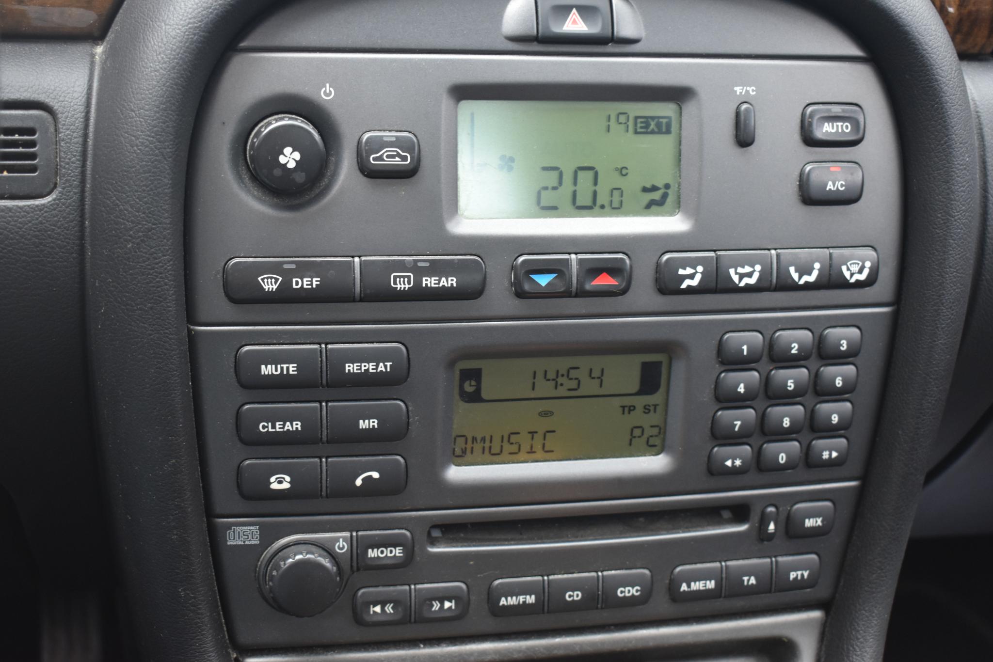 Foto van Jaguar X-type 2.0 V6