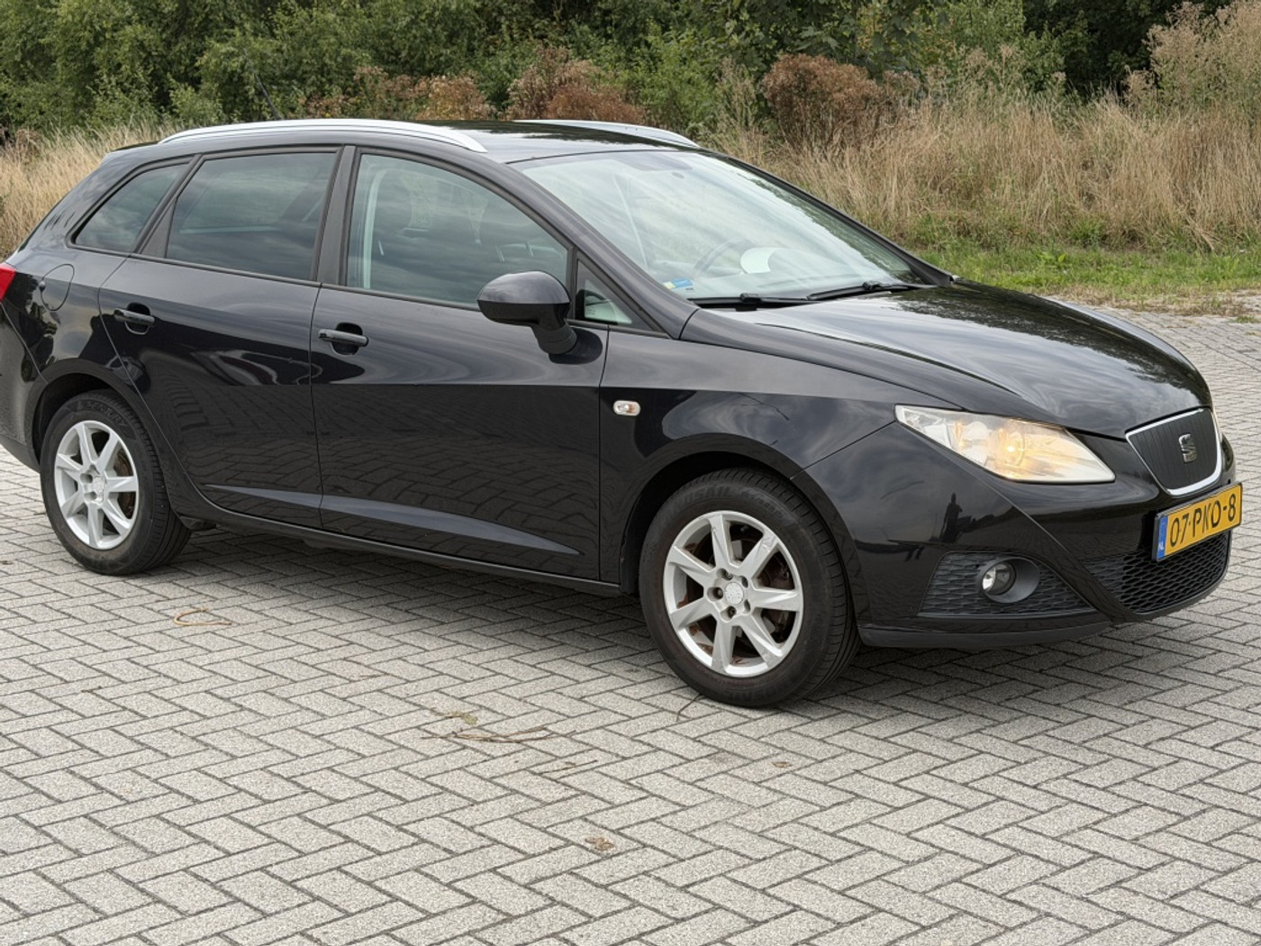 Seat Ibiza ST 1.2 TDI Style Eco Airco 2011 - voorkant