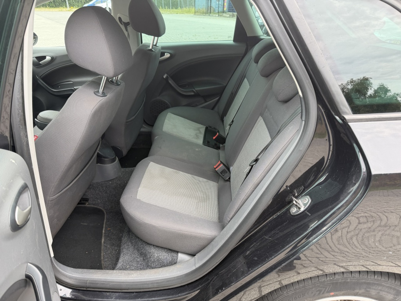 Foto van Seat Ibiza ST