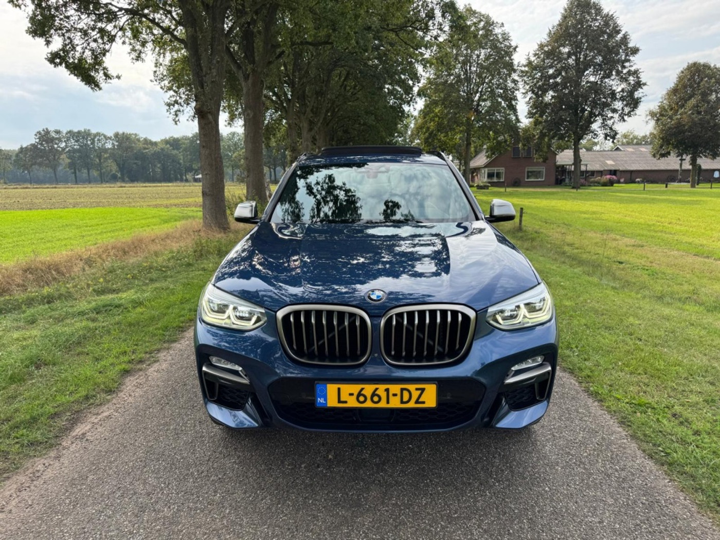 Foto van BMW X3 M40i
