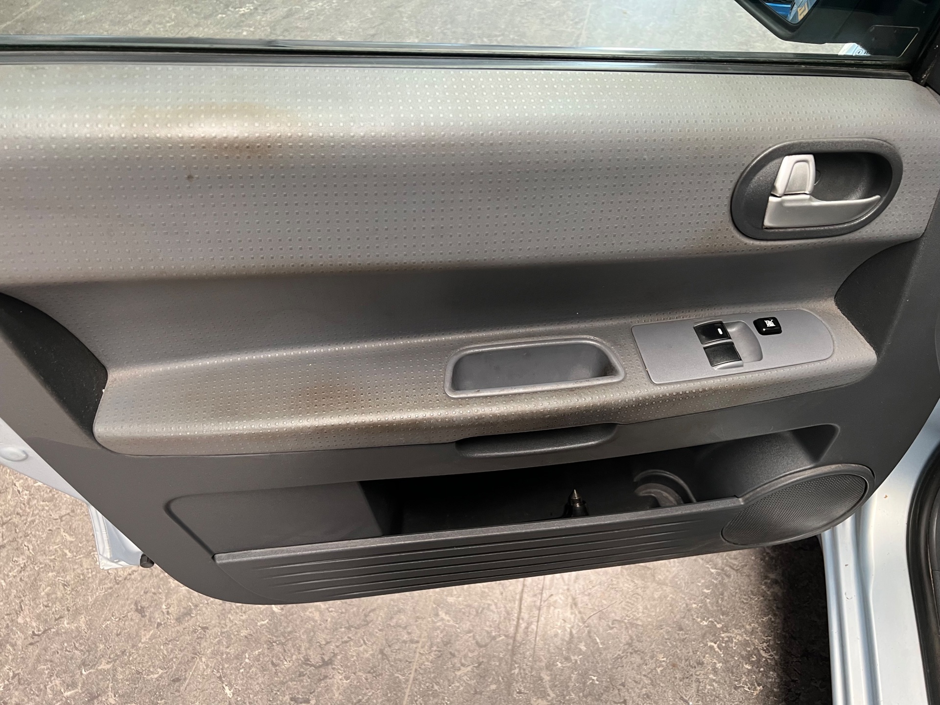 Foto van Mitsubishi Mitsubishi Colt