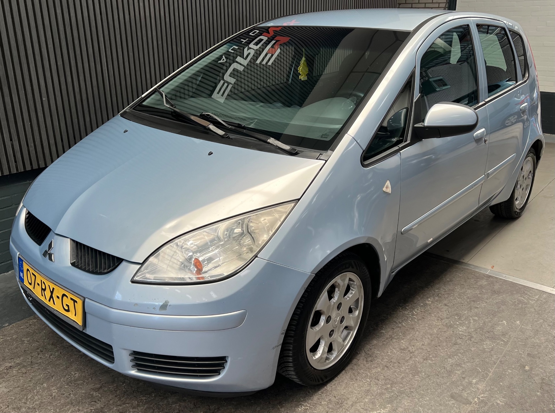 Foto van Mitsubishi Mitsubishi Colt