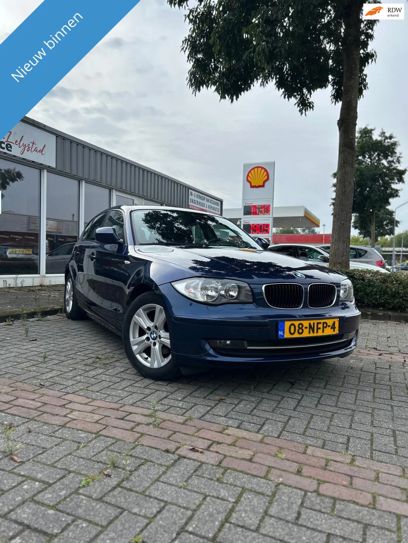 BMW 1er Reihe BMW 116i Business Line gereviseerde motor| LM velgen| Nette auto 2010 - voorkant
