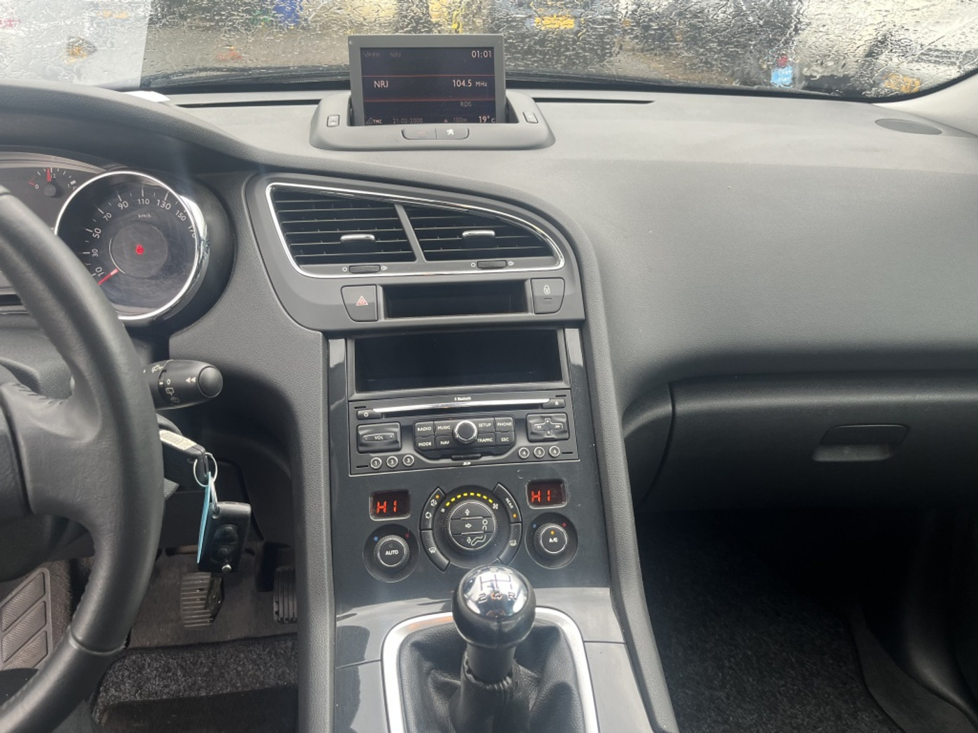 Foto van Peugeot 5008