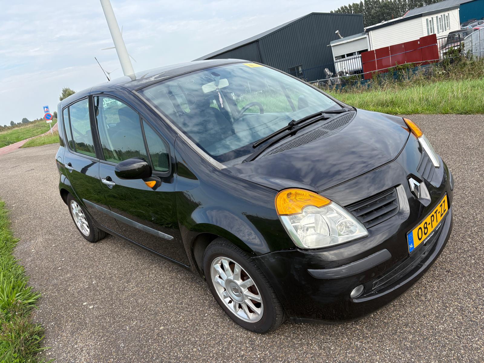 Foto van Renault Modus
