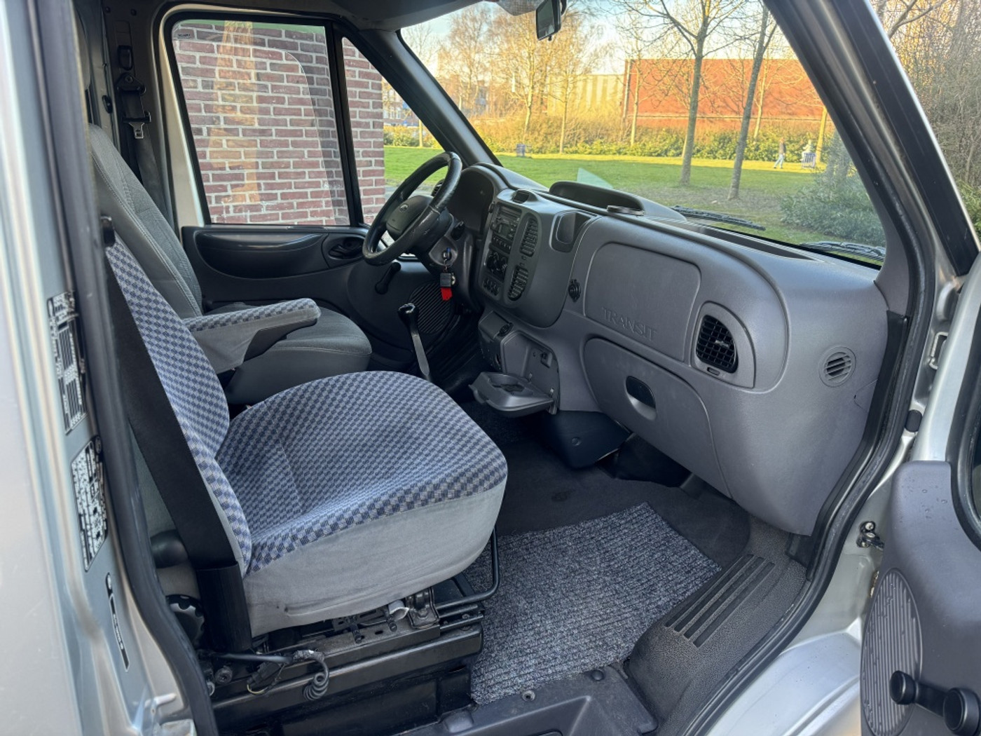 Foto van Ford Transit 260s FD Van 85 Lr4.23