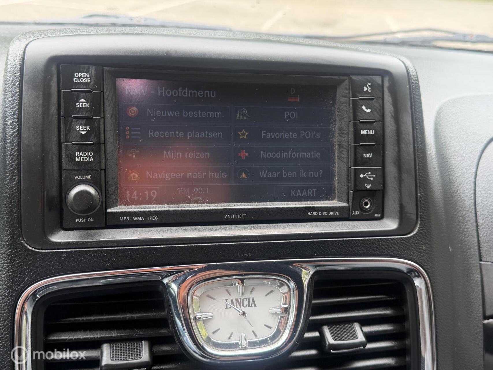 Foto van Lancia Voyager