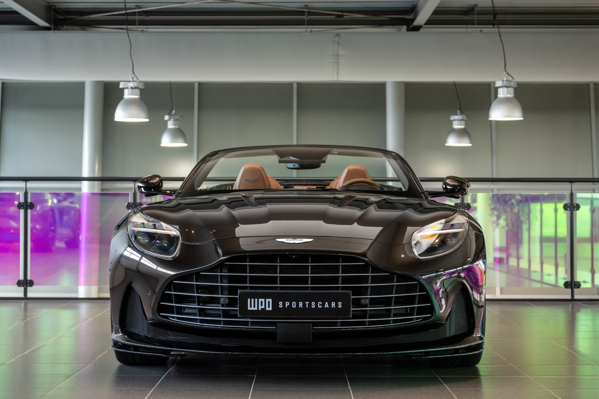 Foto van Aston Martin Db12 Volante