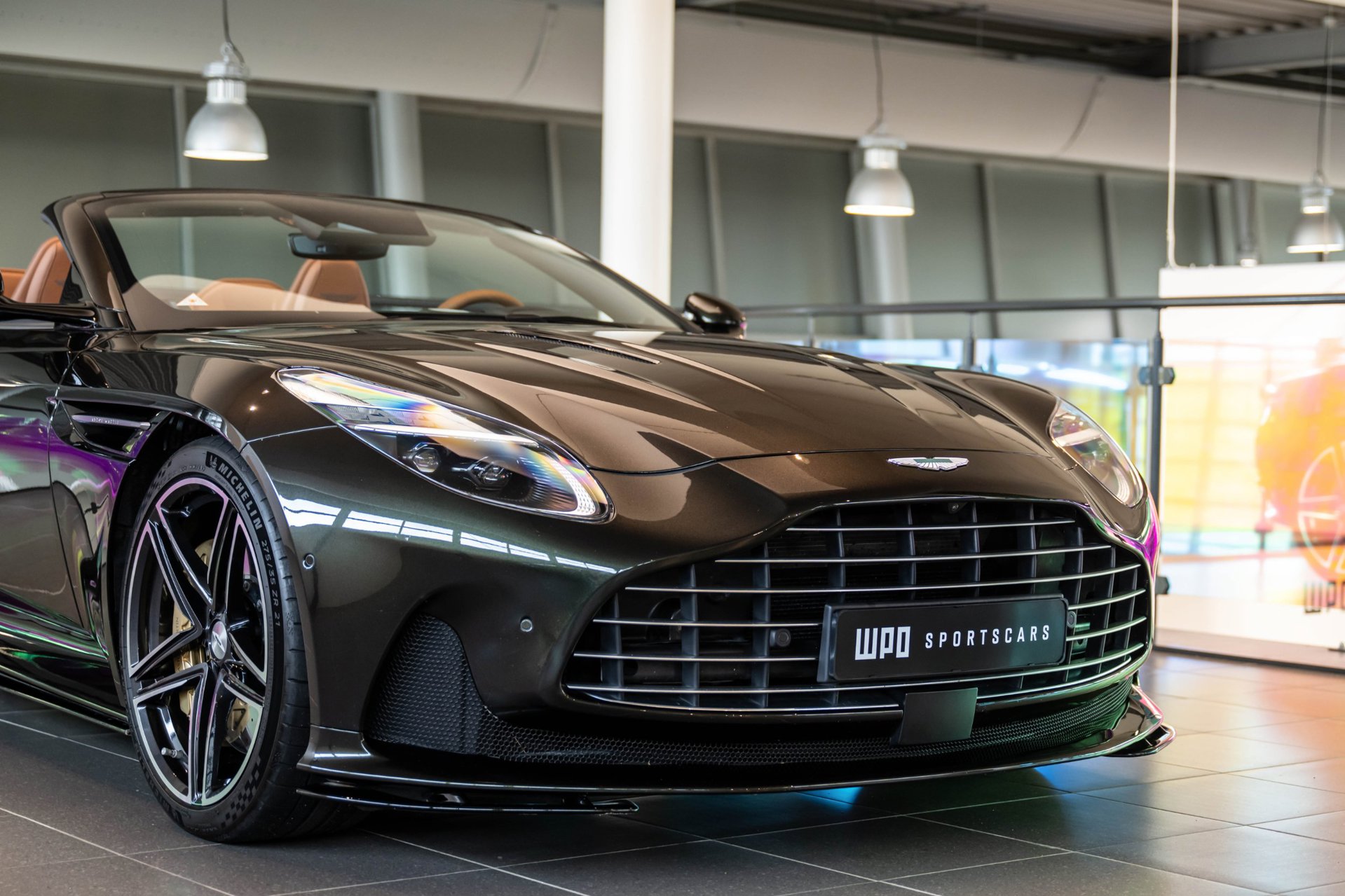 Foto van Aston Martin Db12 Volante