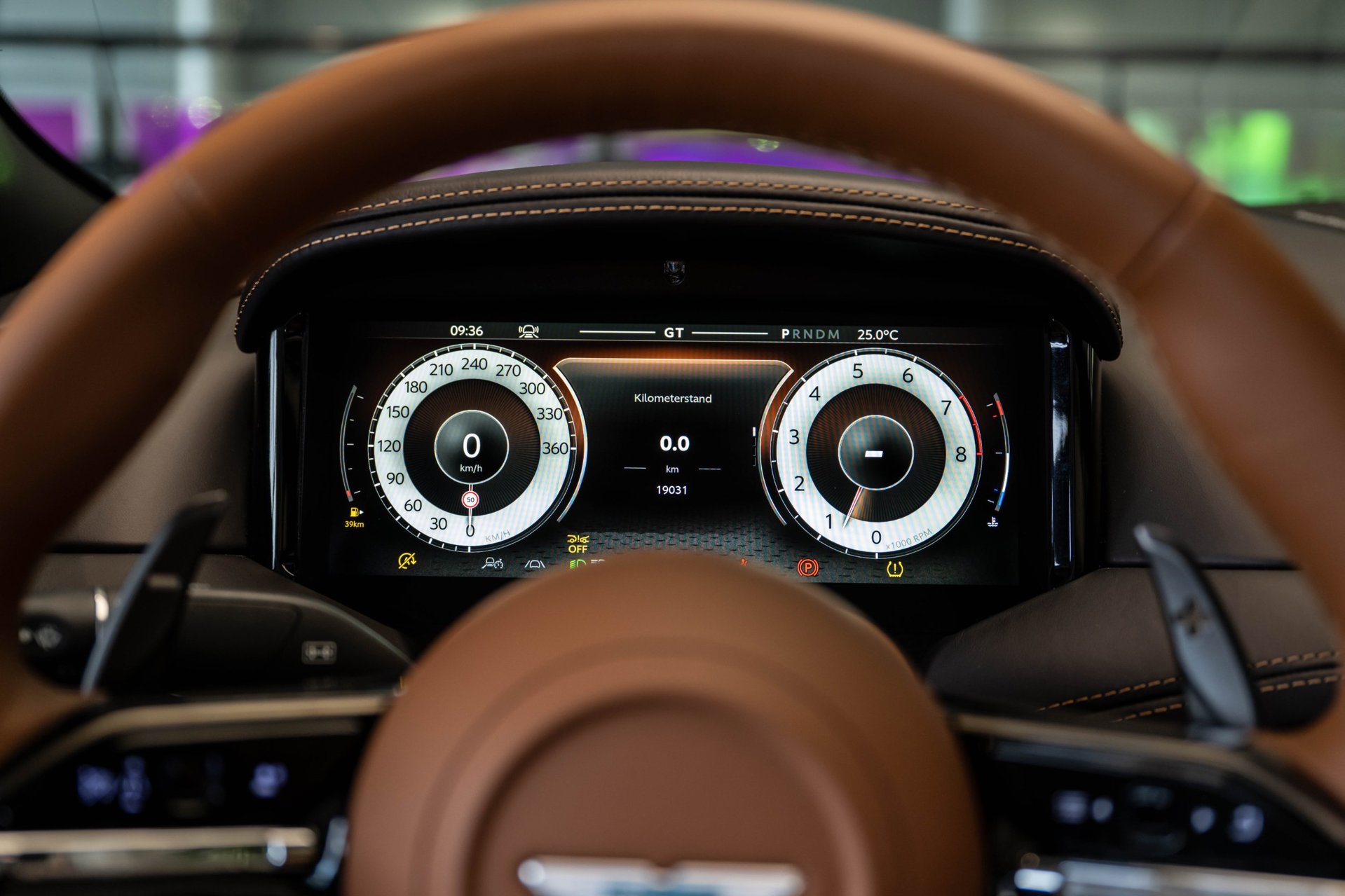 Foto van Aston Martin Db12 Volante