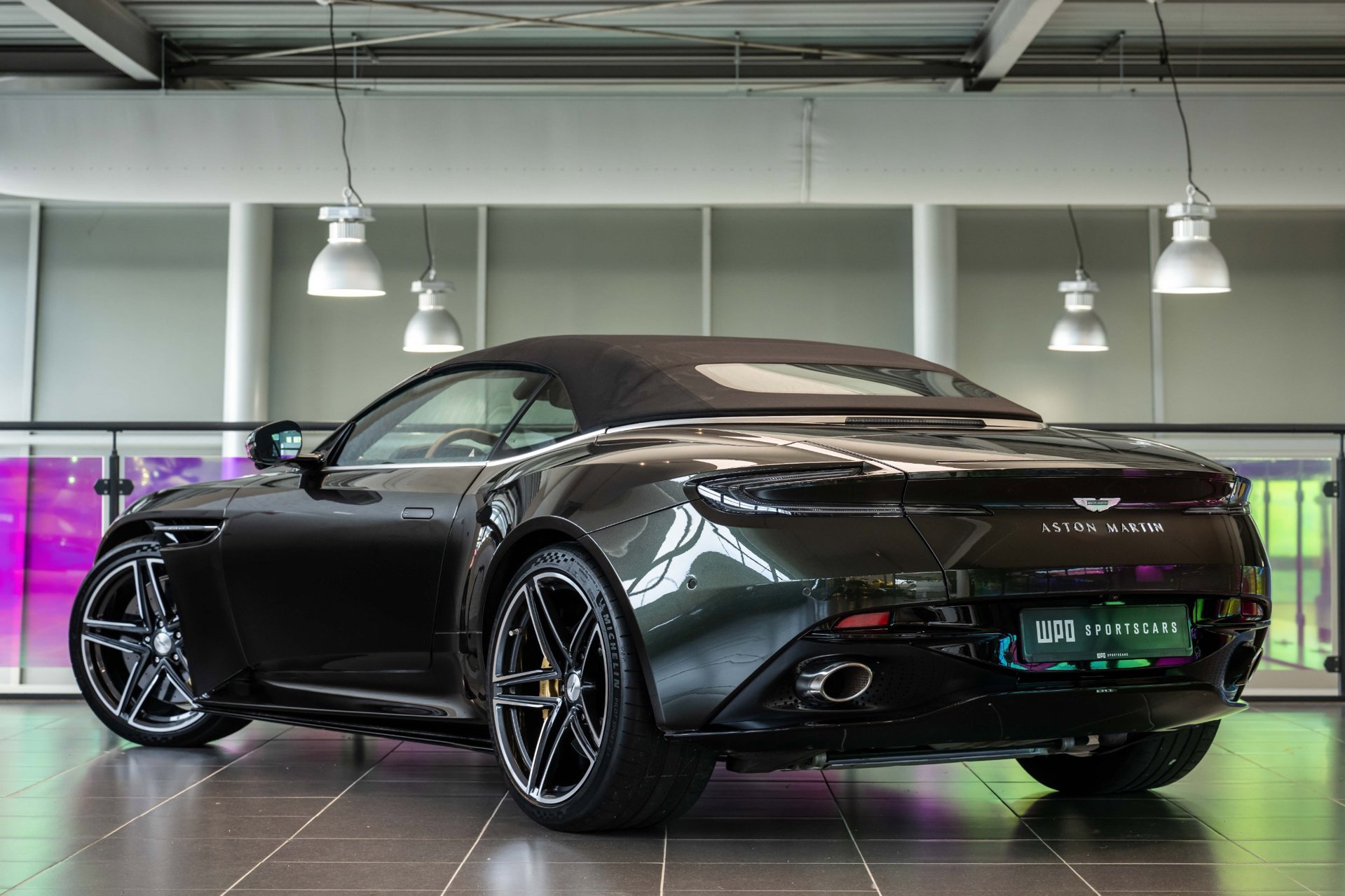 Foto van Aston Martin Db12 Volante